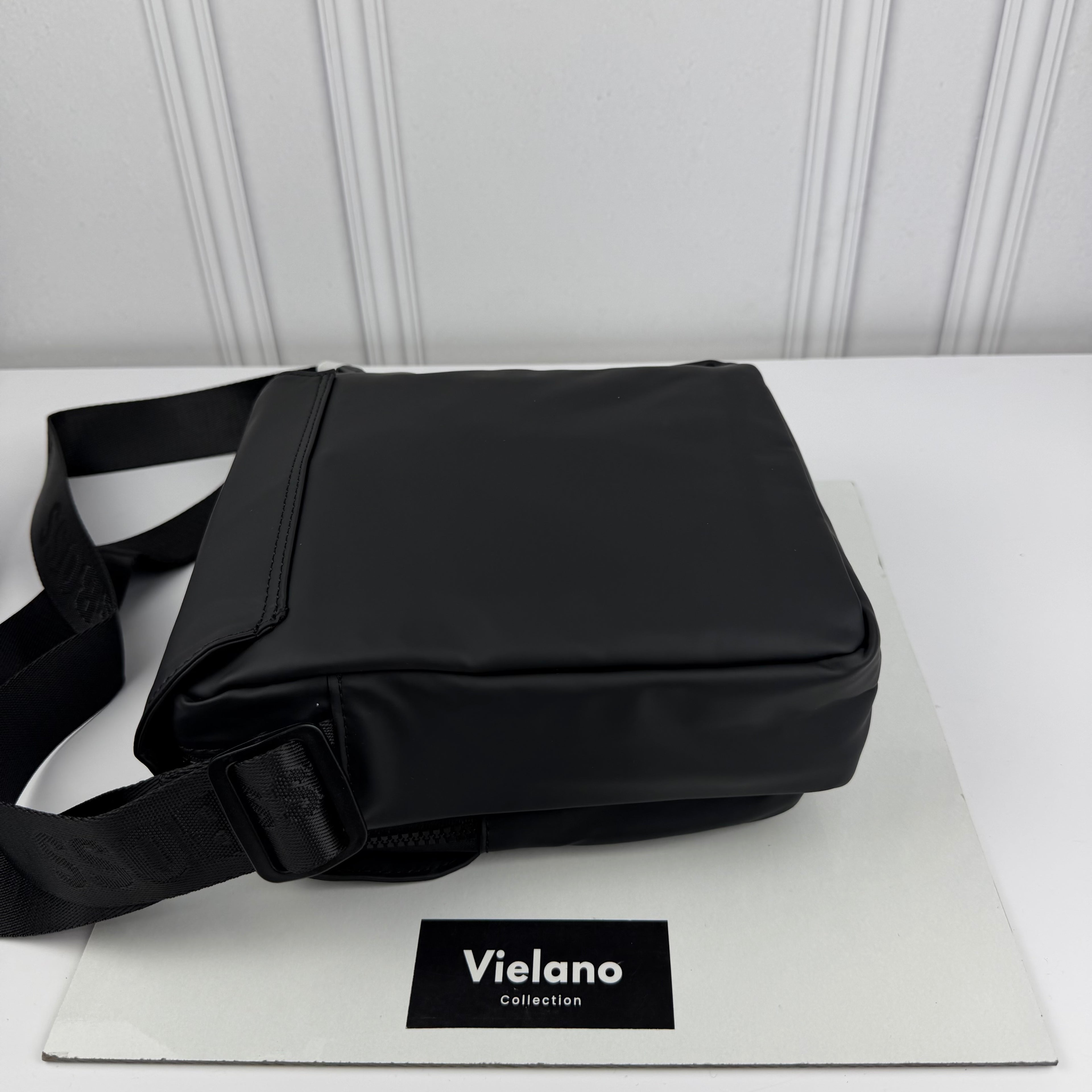 SACOCHE HUGO BOSS QUALITÉ PREMIUM VN-609