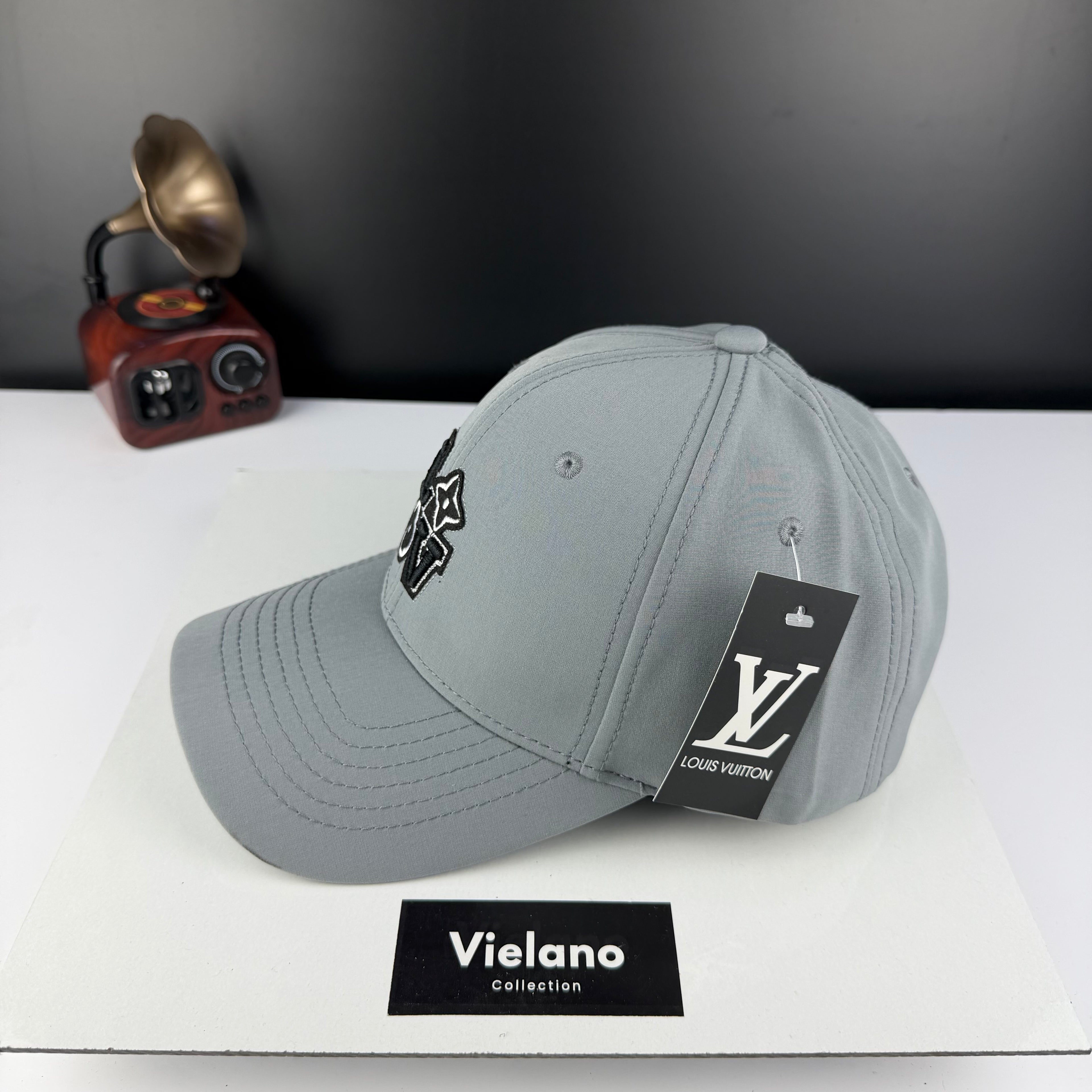 CASQUETTE LV SUPER QUALITÉ VN-454