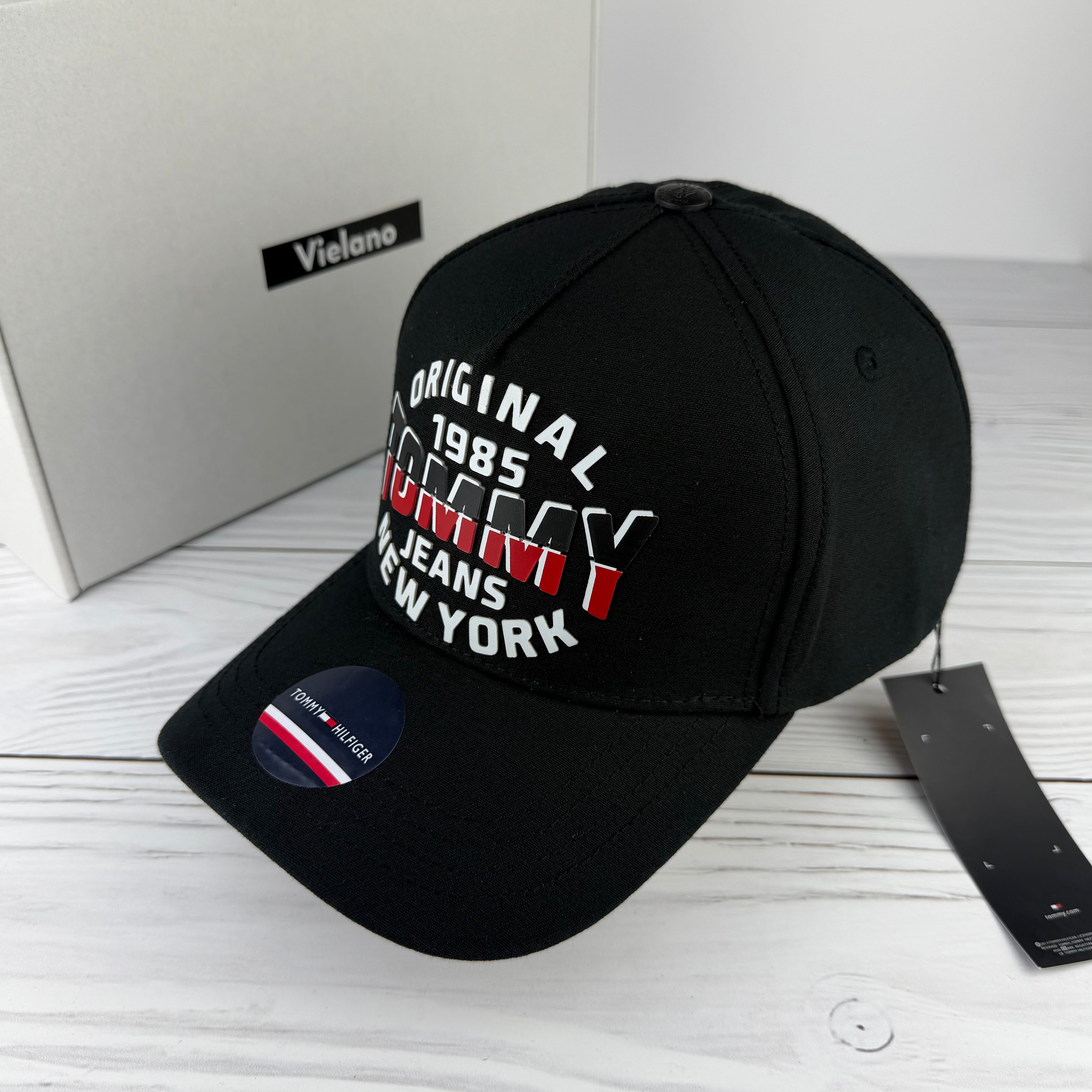 CASQUETTE TOMMY SUPER QUALITÉ VN-565