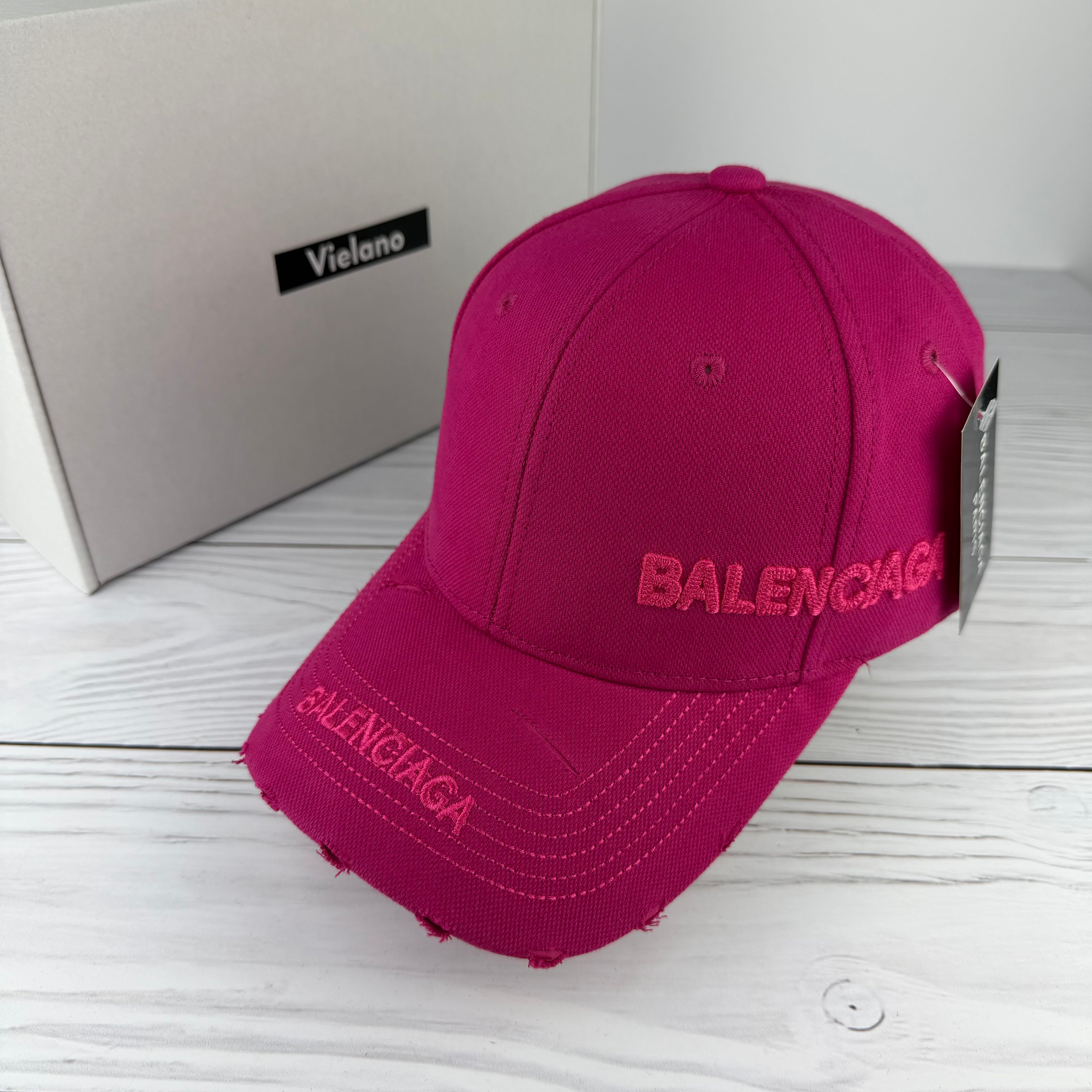 CASQUETTE BALENCIAGA SUPER QUALITÉ VN-531