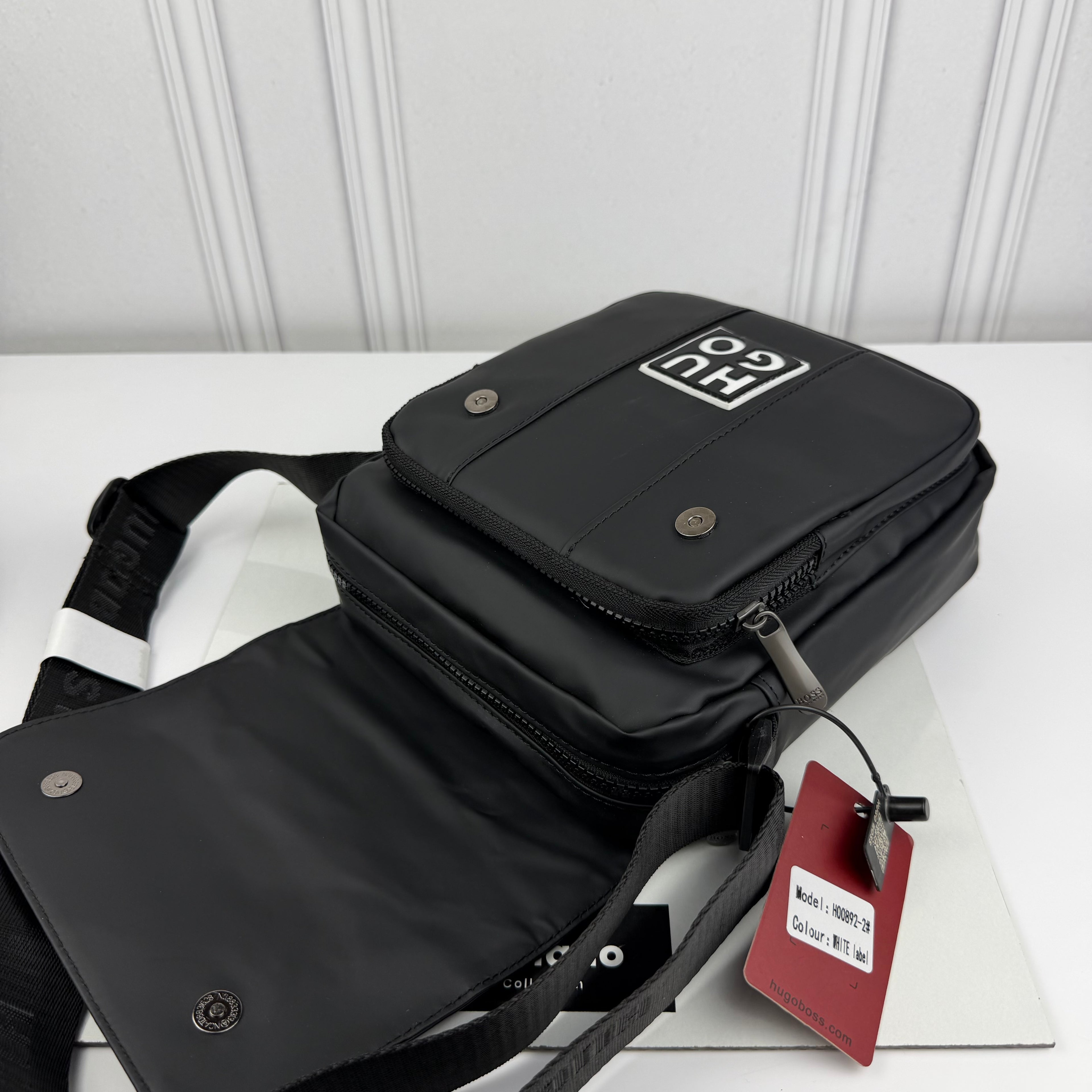 SACOCHE HUGO BOSS QUALITÉ PREMIUM VN-620
