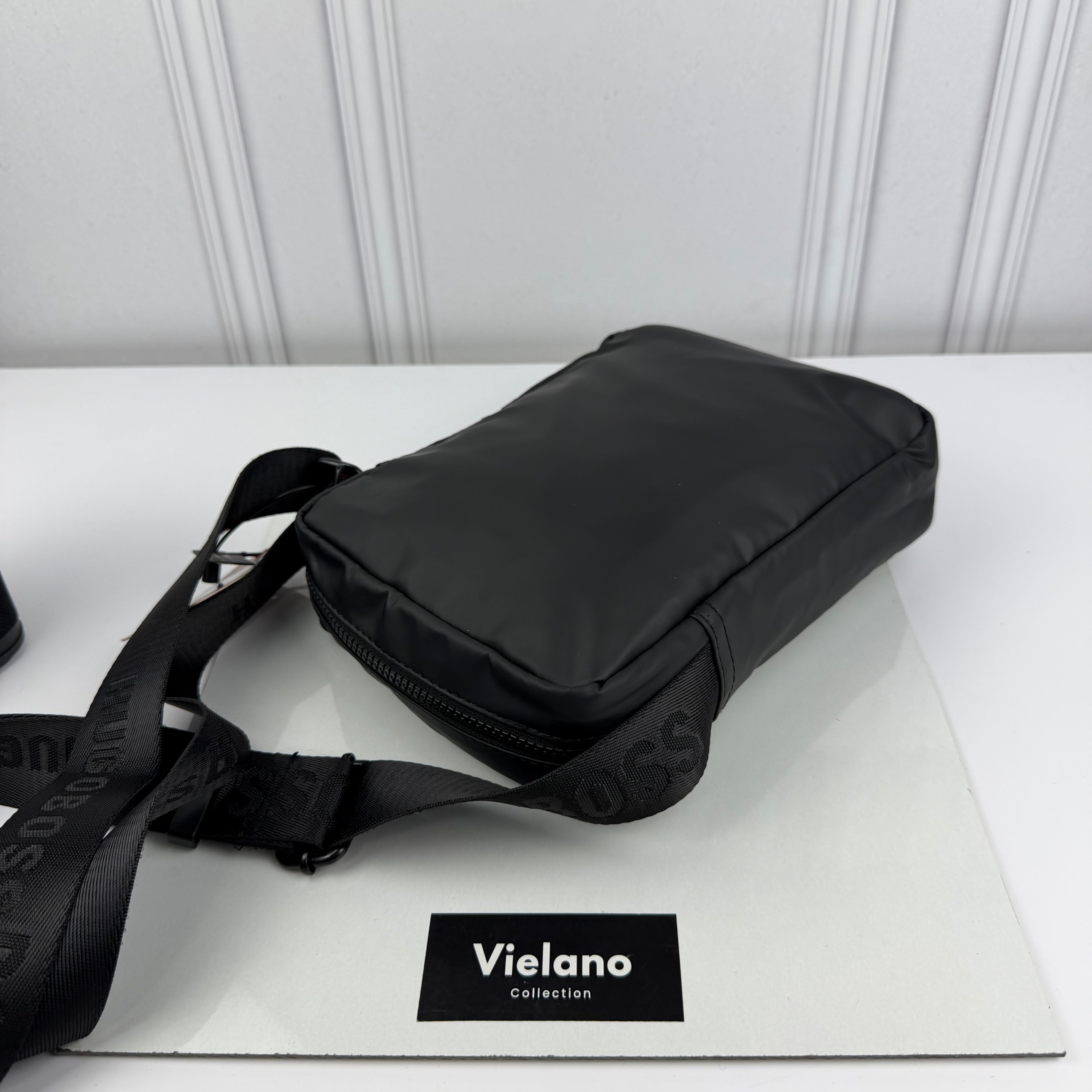 SACOCHE HUGO BOSS QUALITÉ PREMIUM VN-615