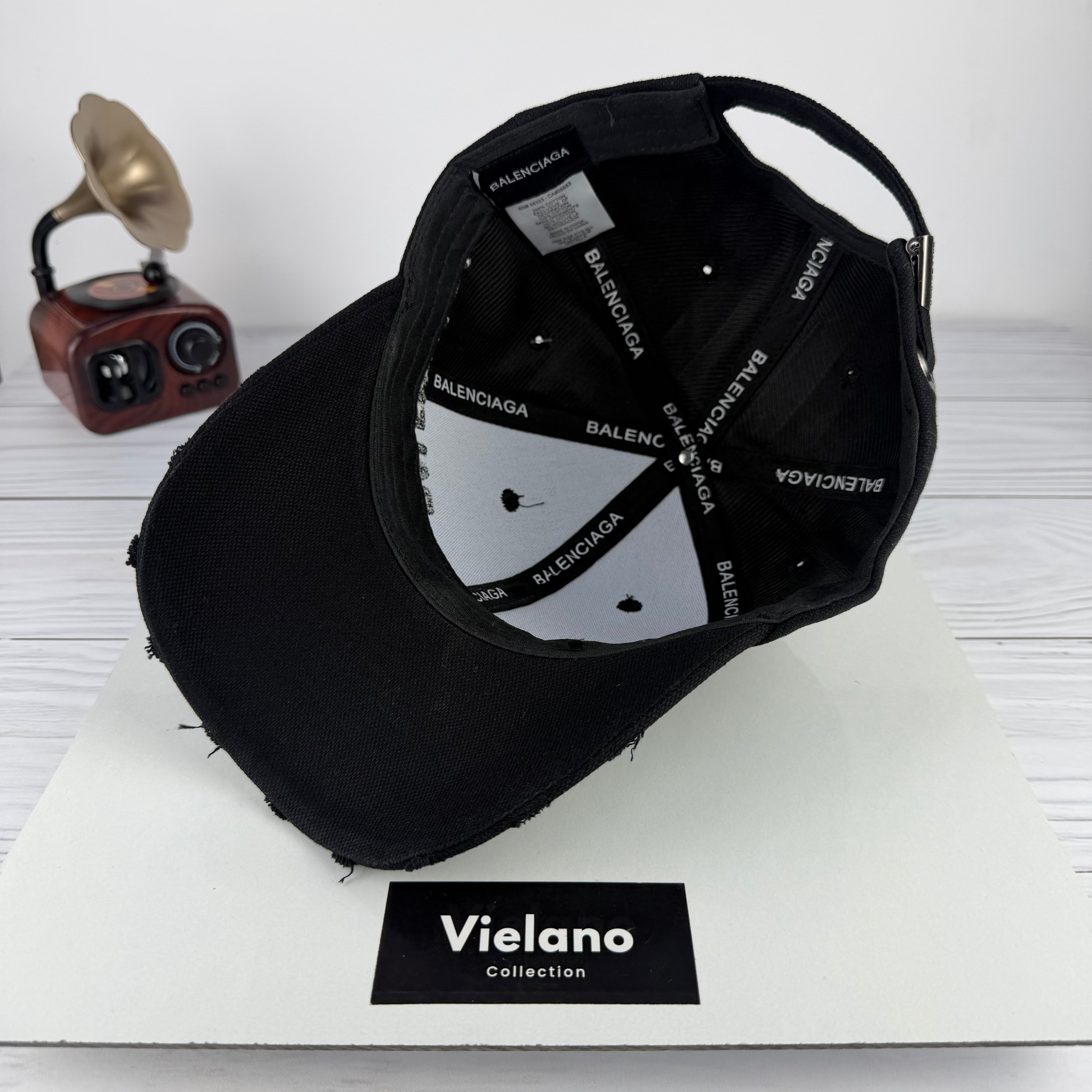CASQUETTE BALENCIAGA SUPER QUALITÉ VN-533