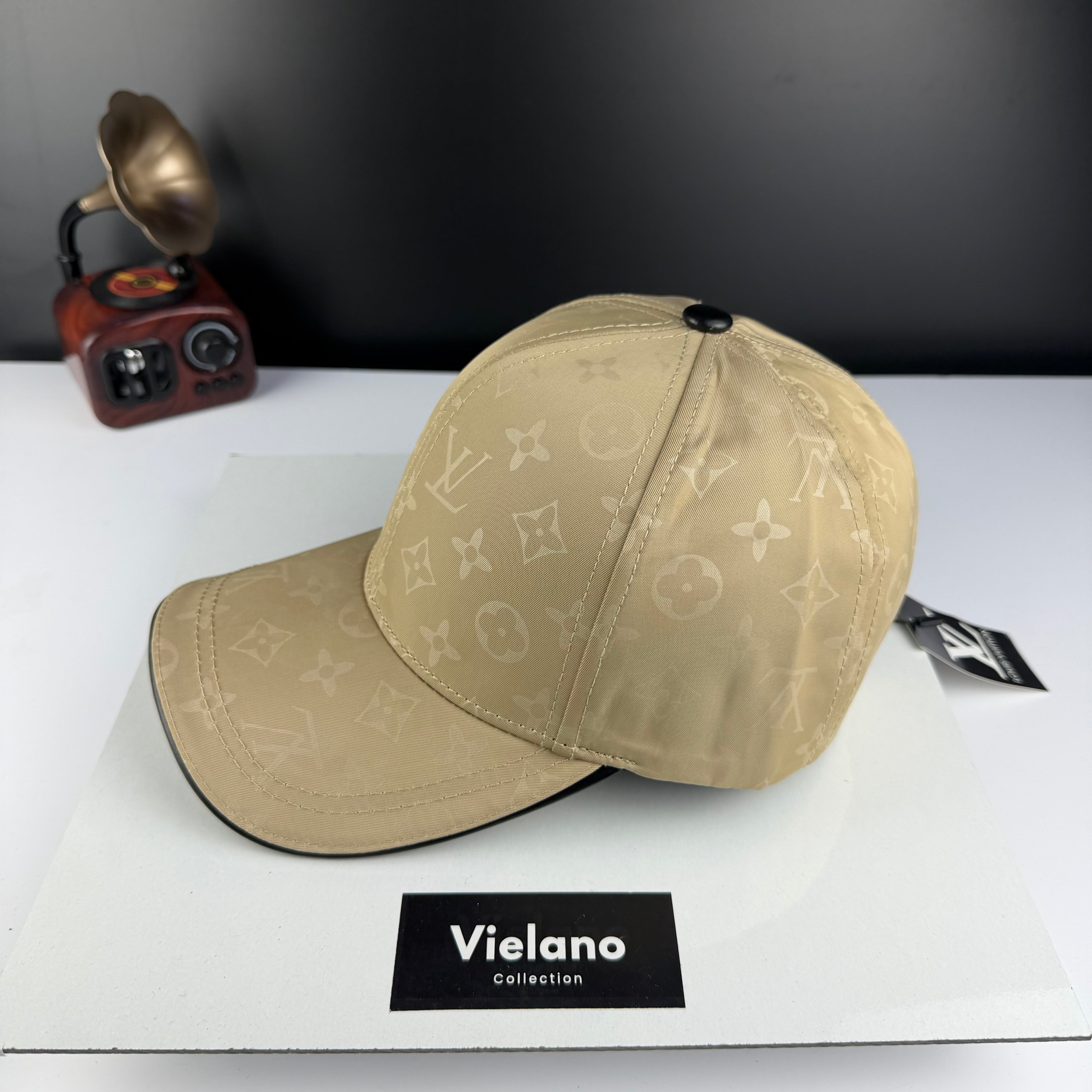 CASQUETTE LV SUPER QUALITÉ VN-505