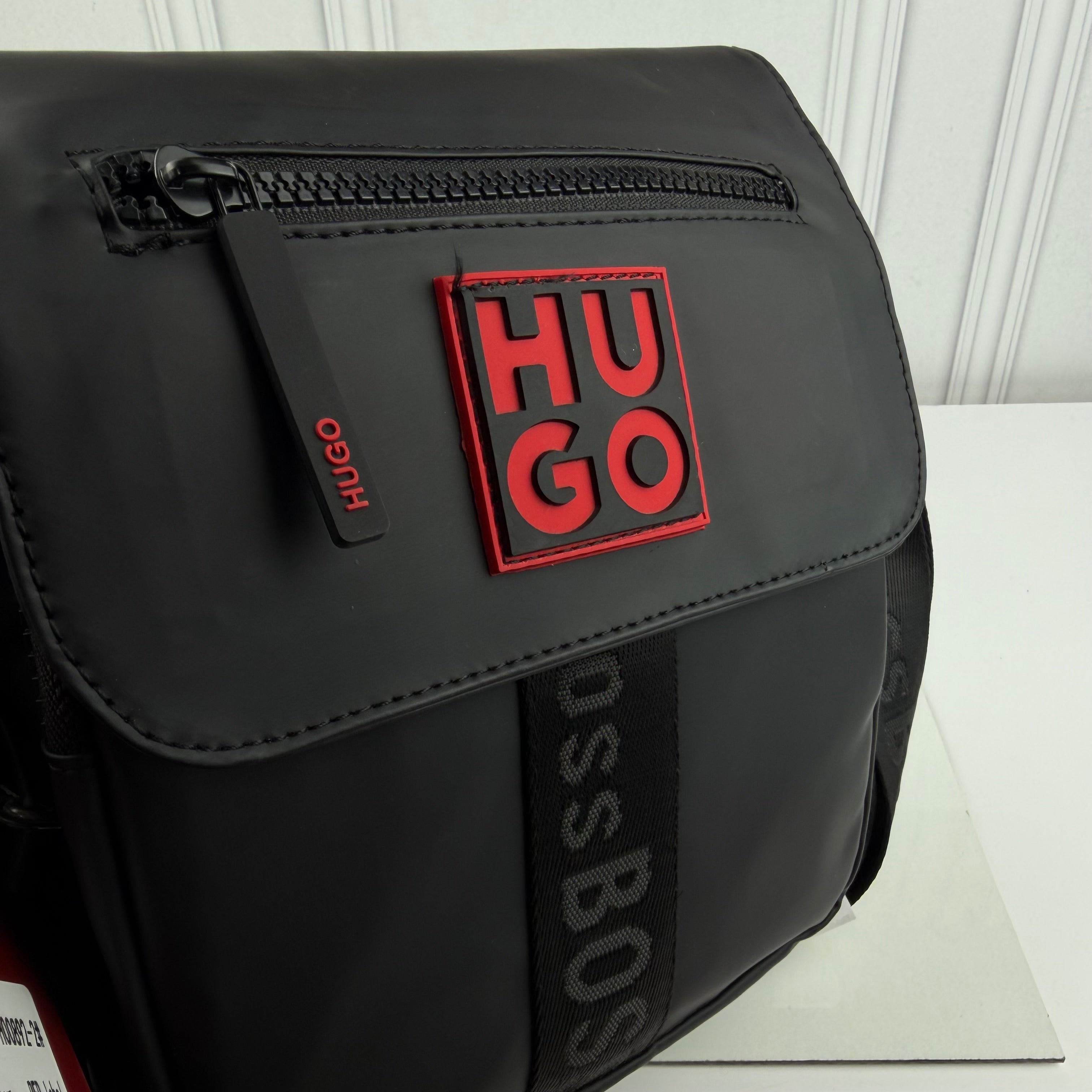 SACOCHE HUGO BOSS QUALITÉ PREMIUM VN-613