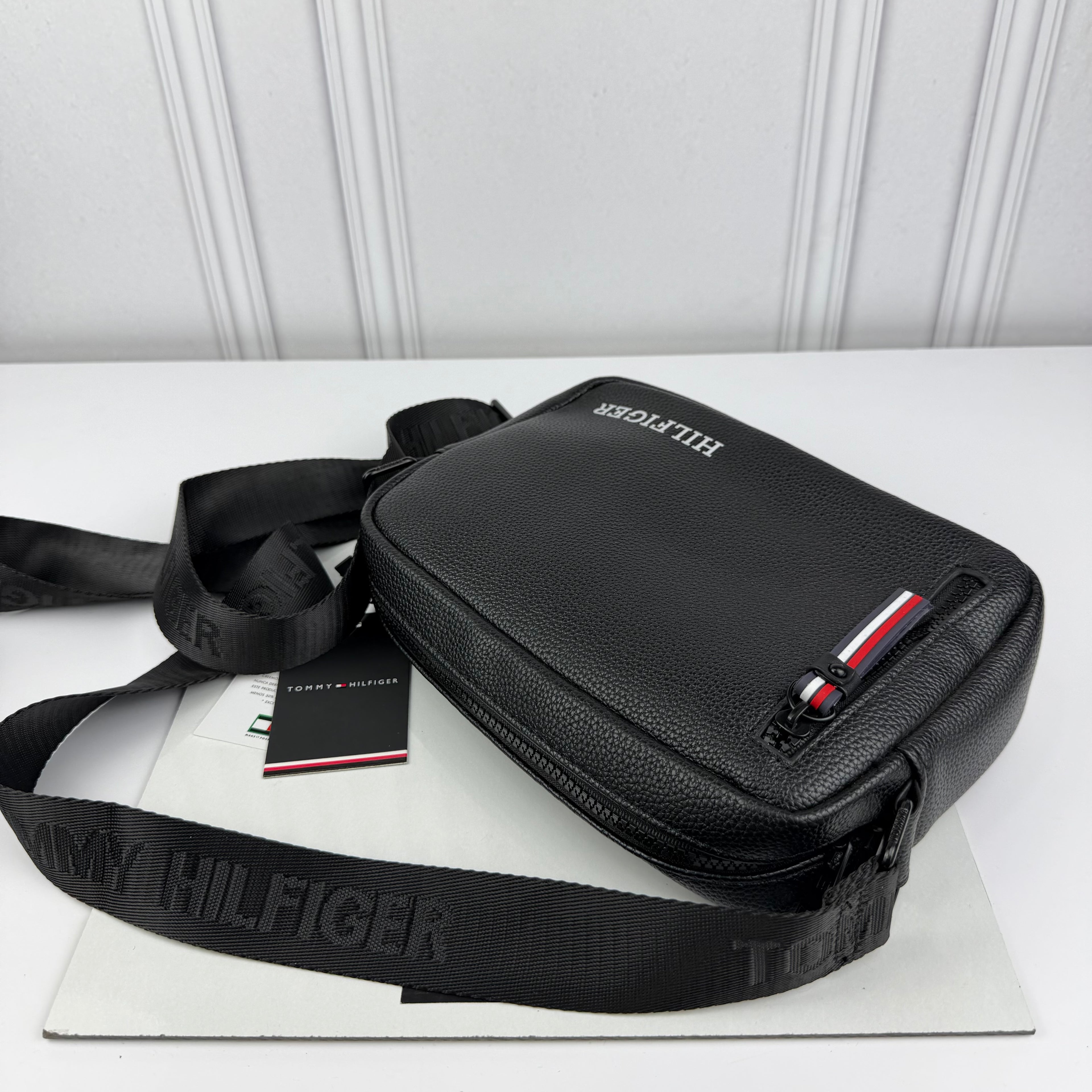 SACOCHE TOMMY QUALITÉ PREMIUM VN-624