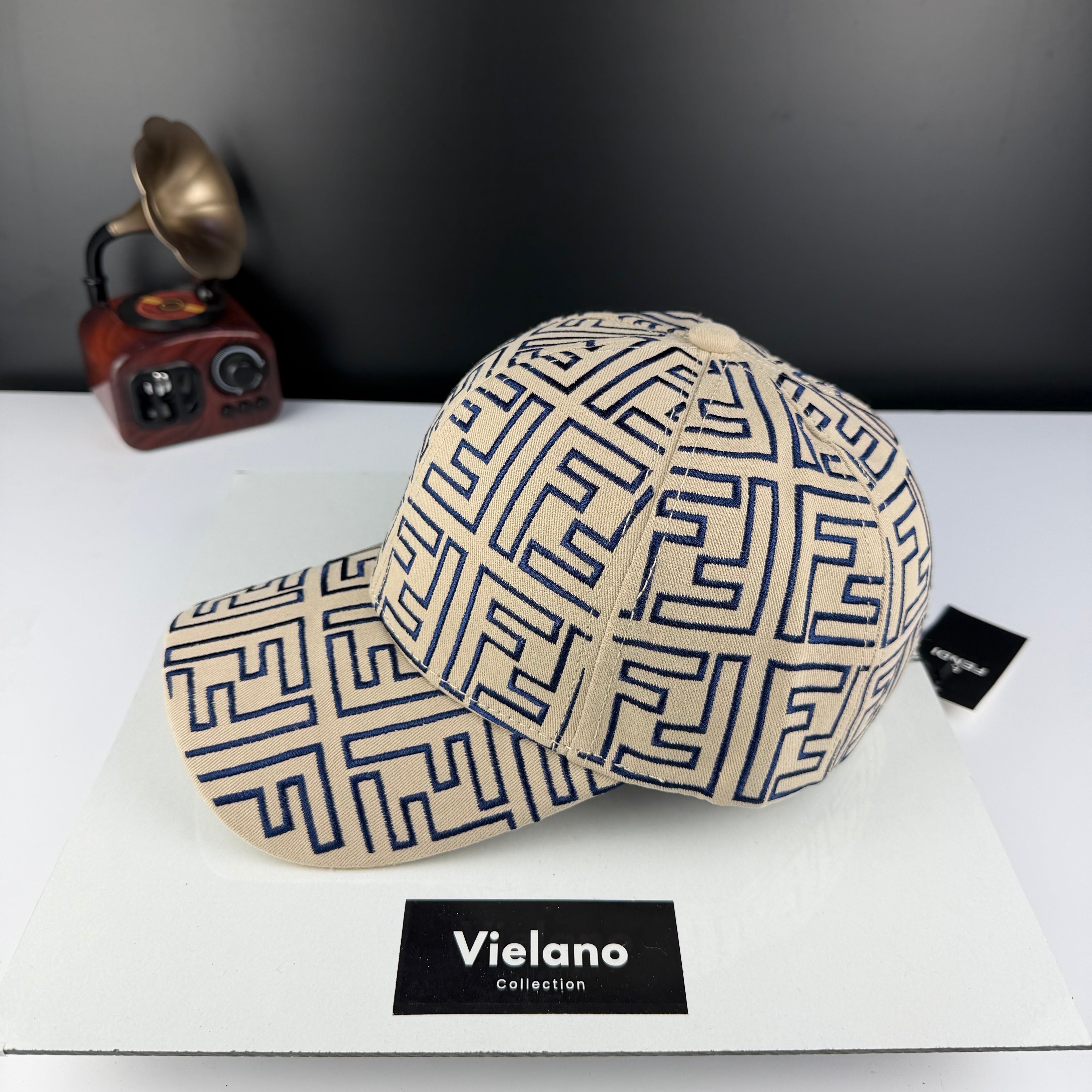 CASQUETTE FENDI SUPER QUALITÉ VN-447