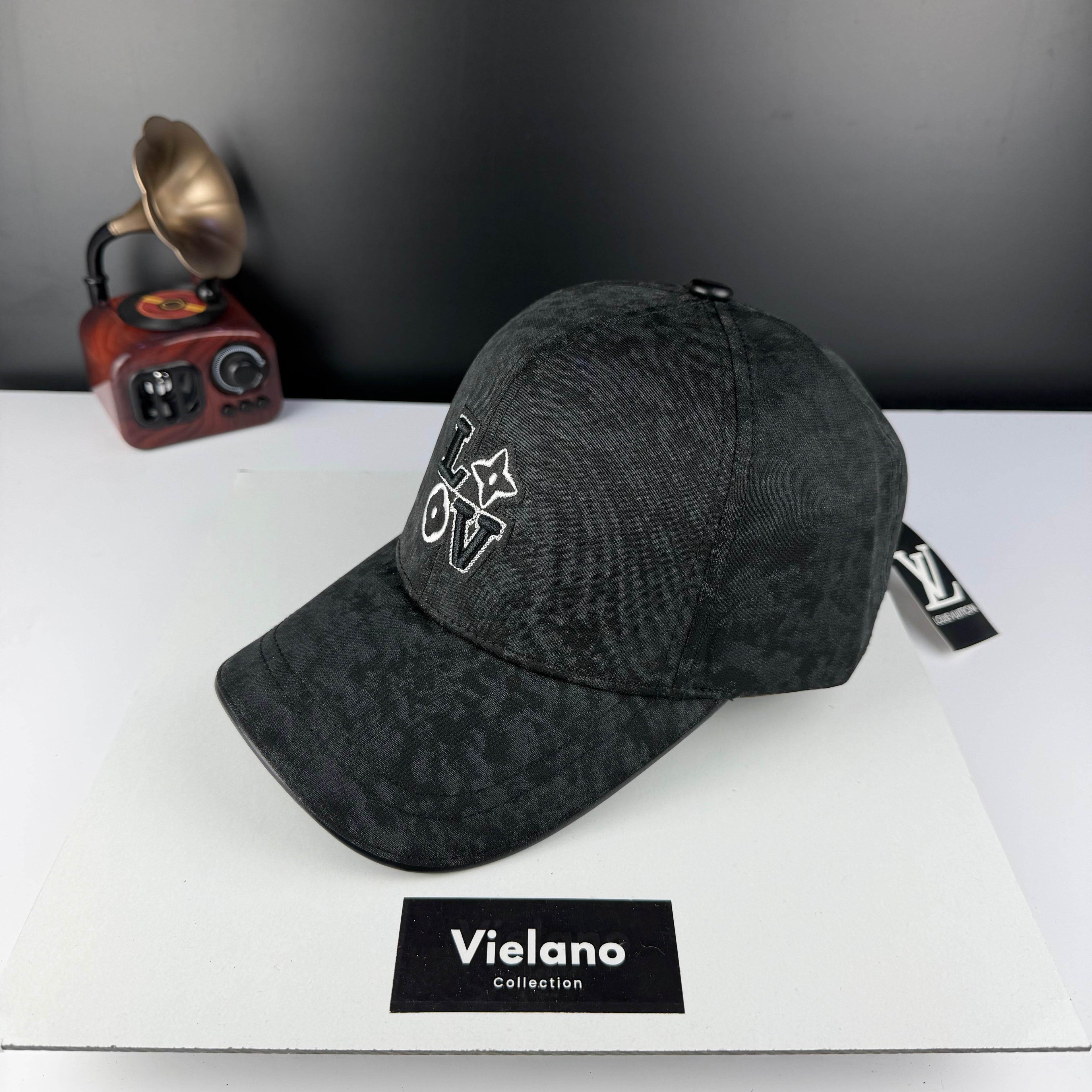 CASQUETTE LV SUPER QUALITÉ VN-453