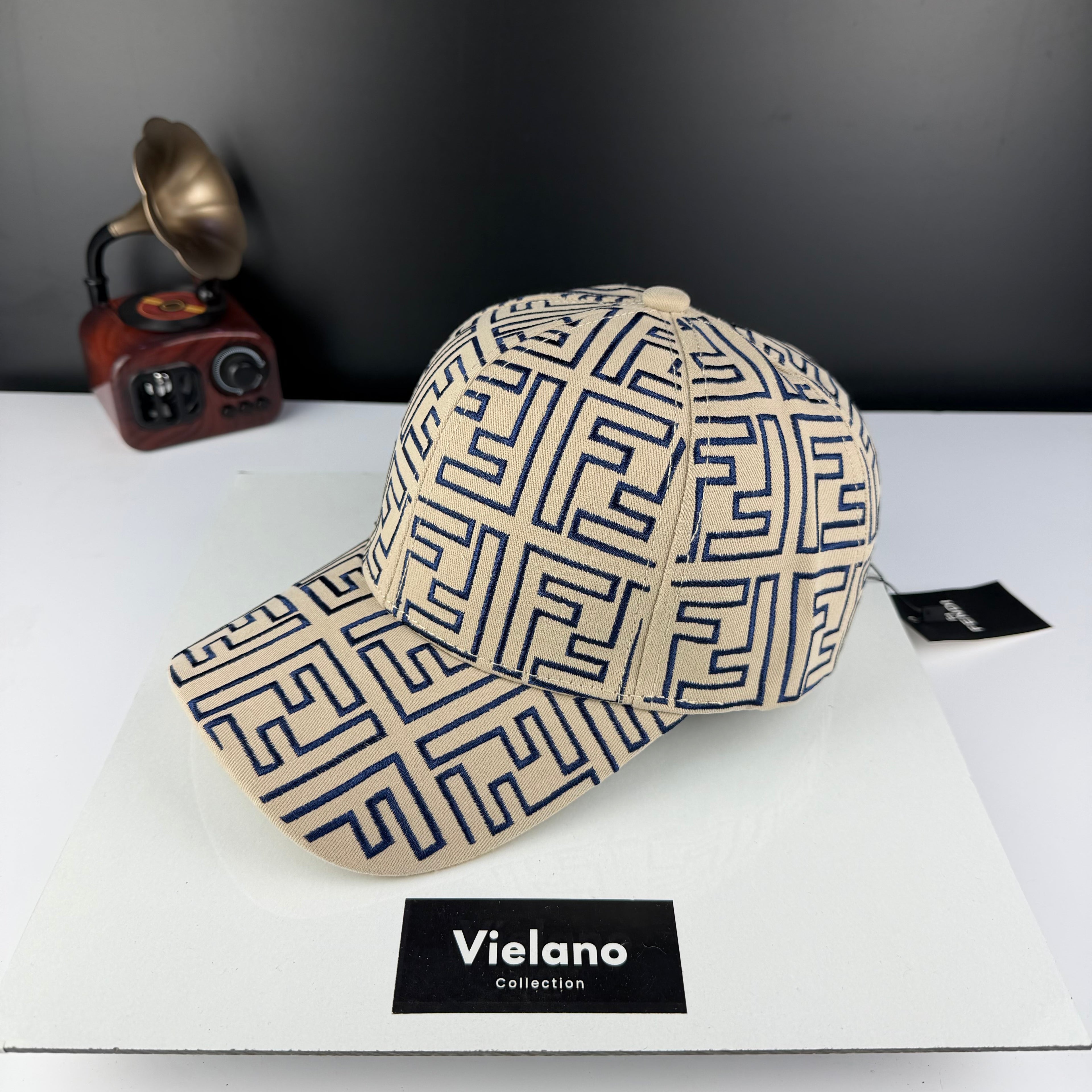 CASQUETTE FENDI SUPER QUALITÉ VN-447