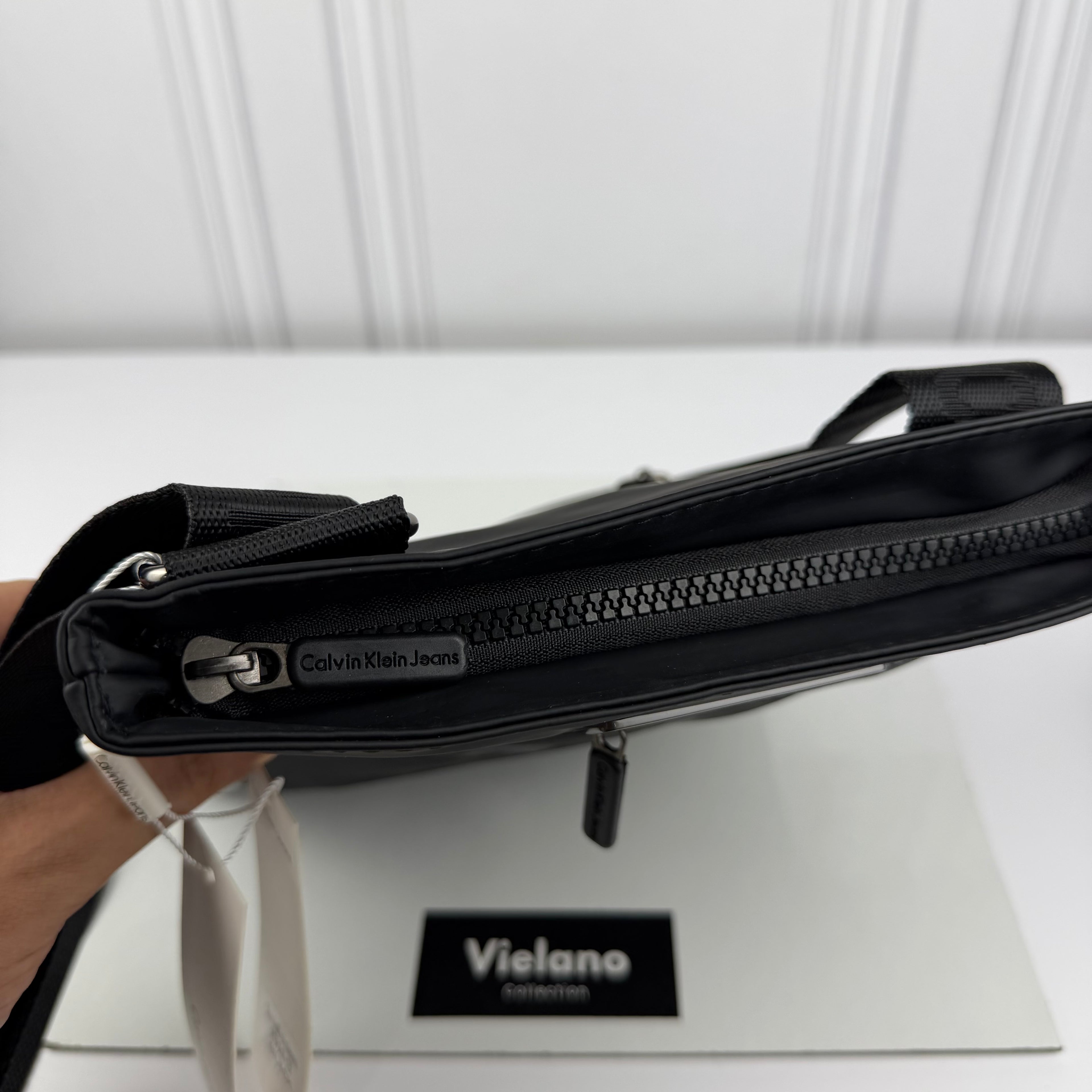 SACOCHE CALVIN KLEIN QUALITÉ PREMIUM VN-630