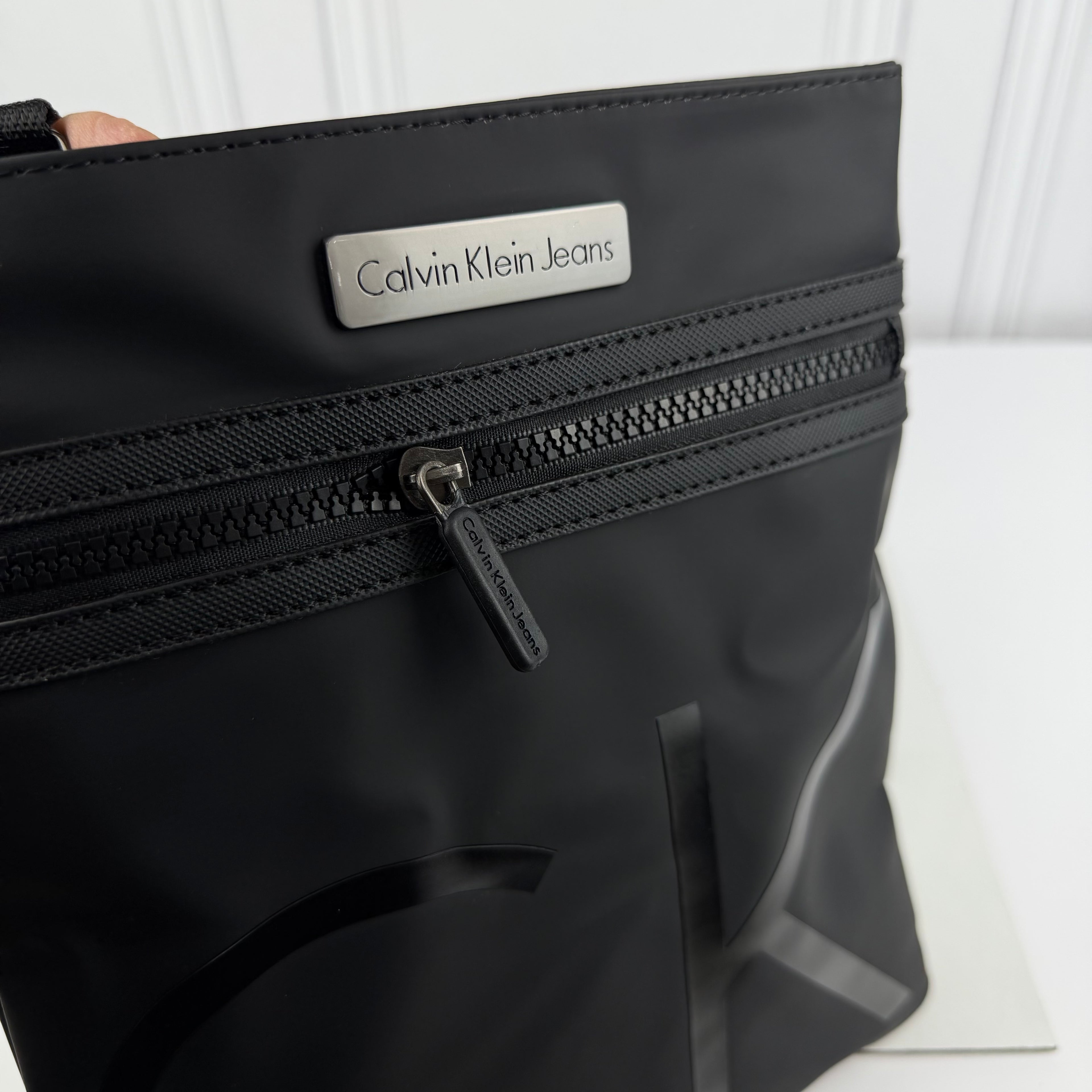 SACOCHE CALVIN KLEIN QUALITÉ PREMIUM VN-630