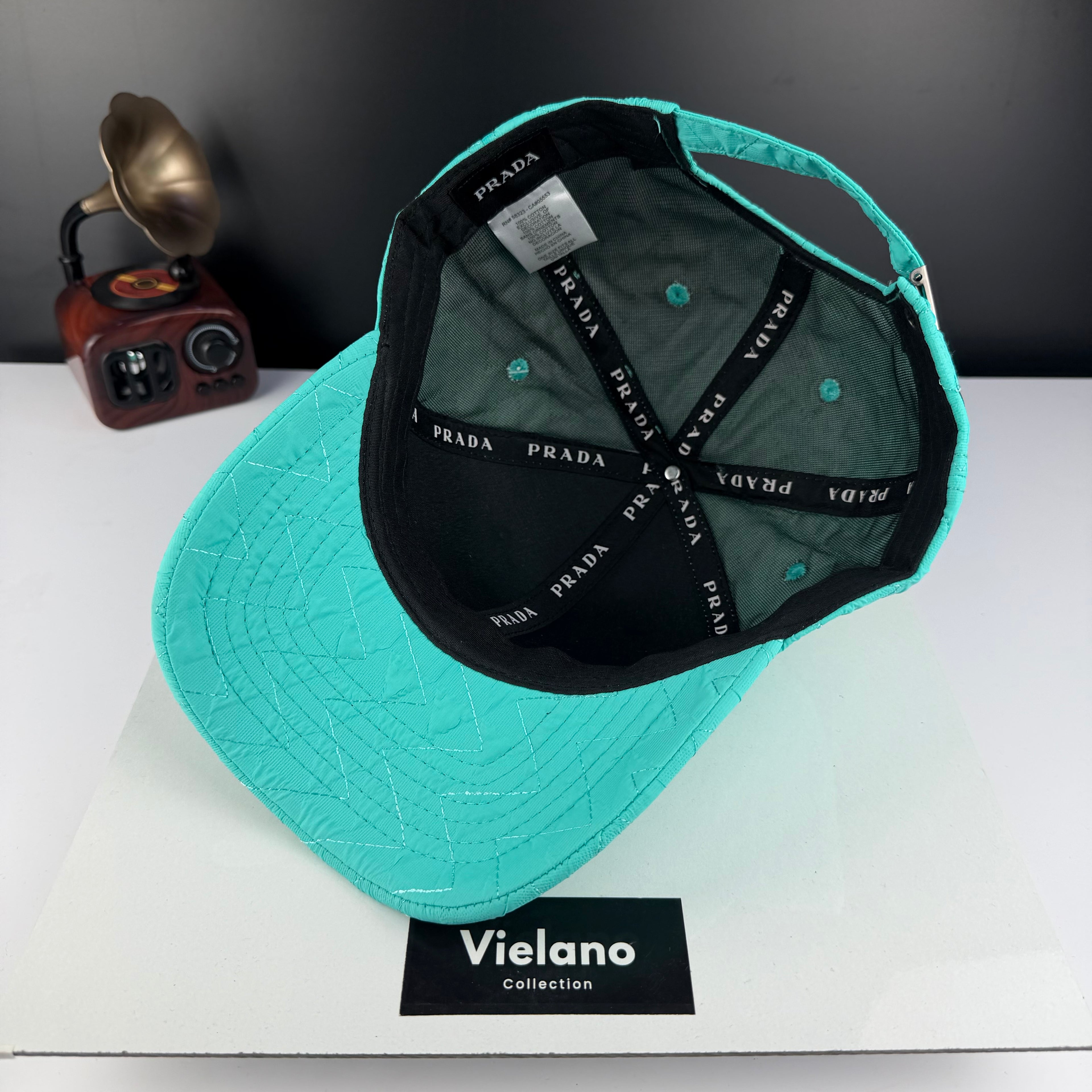 CASQUETTE PRADA SUPER QUALITÉ VN-529