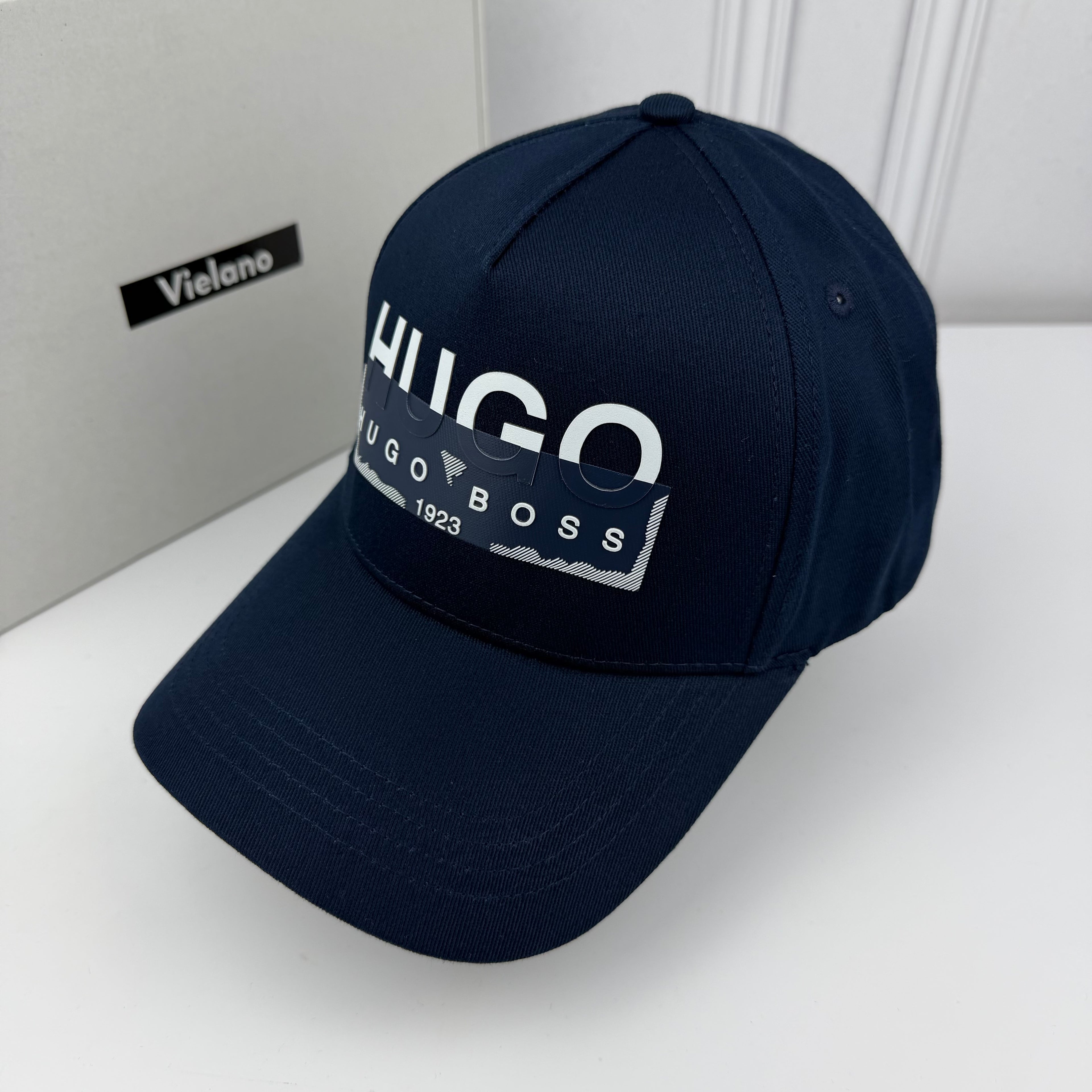 CASQUETTE HUGO SUPER QUALITÉ VN-651