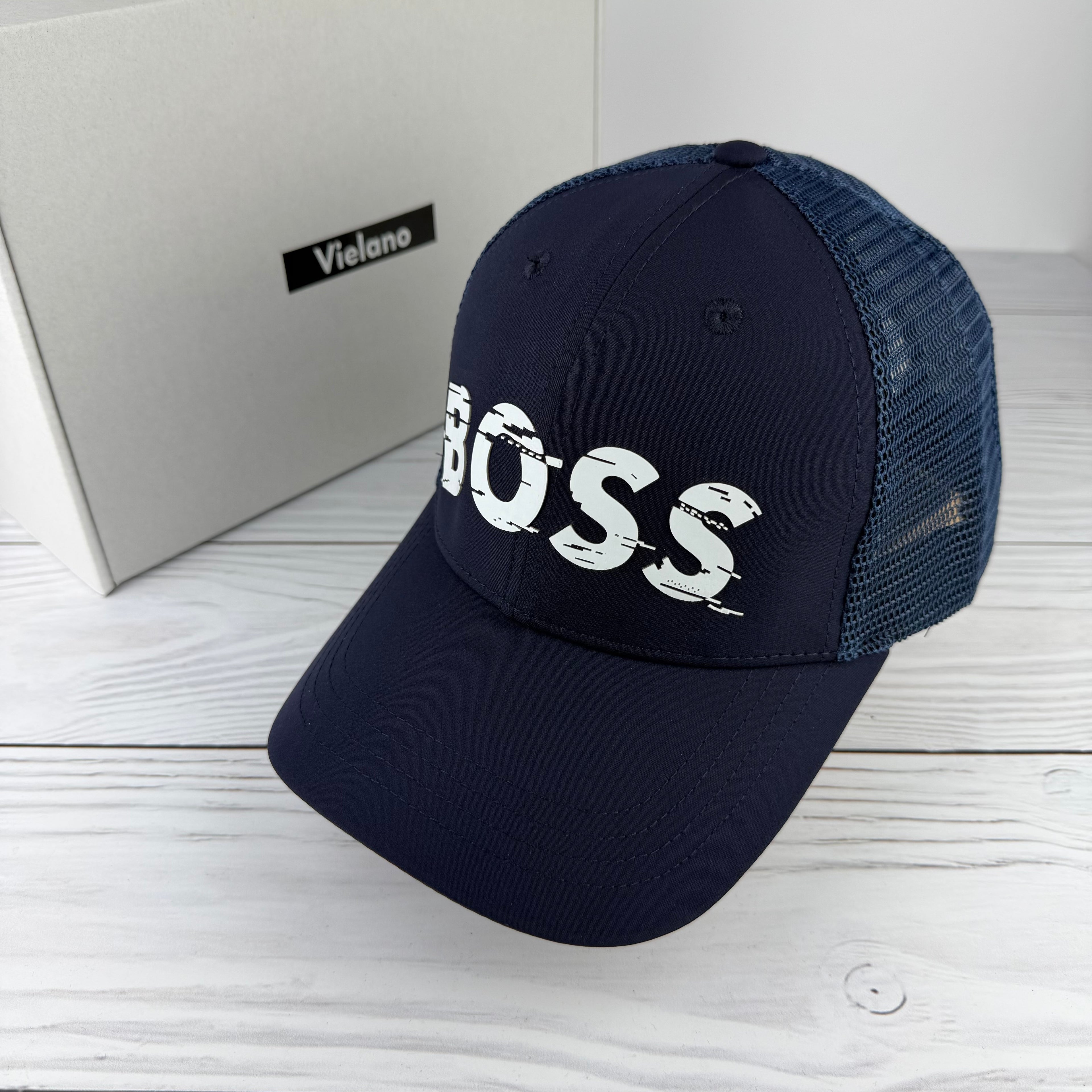 CASQUETTE BOSS SUPER QUALITÉ VN-282