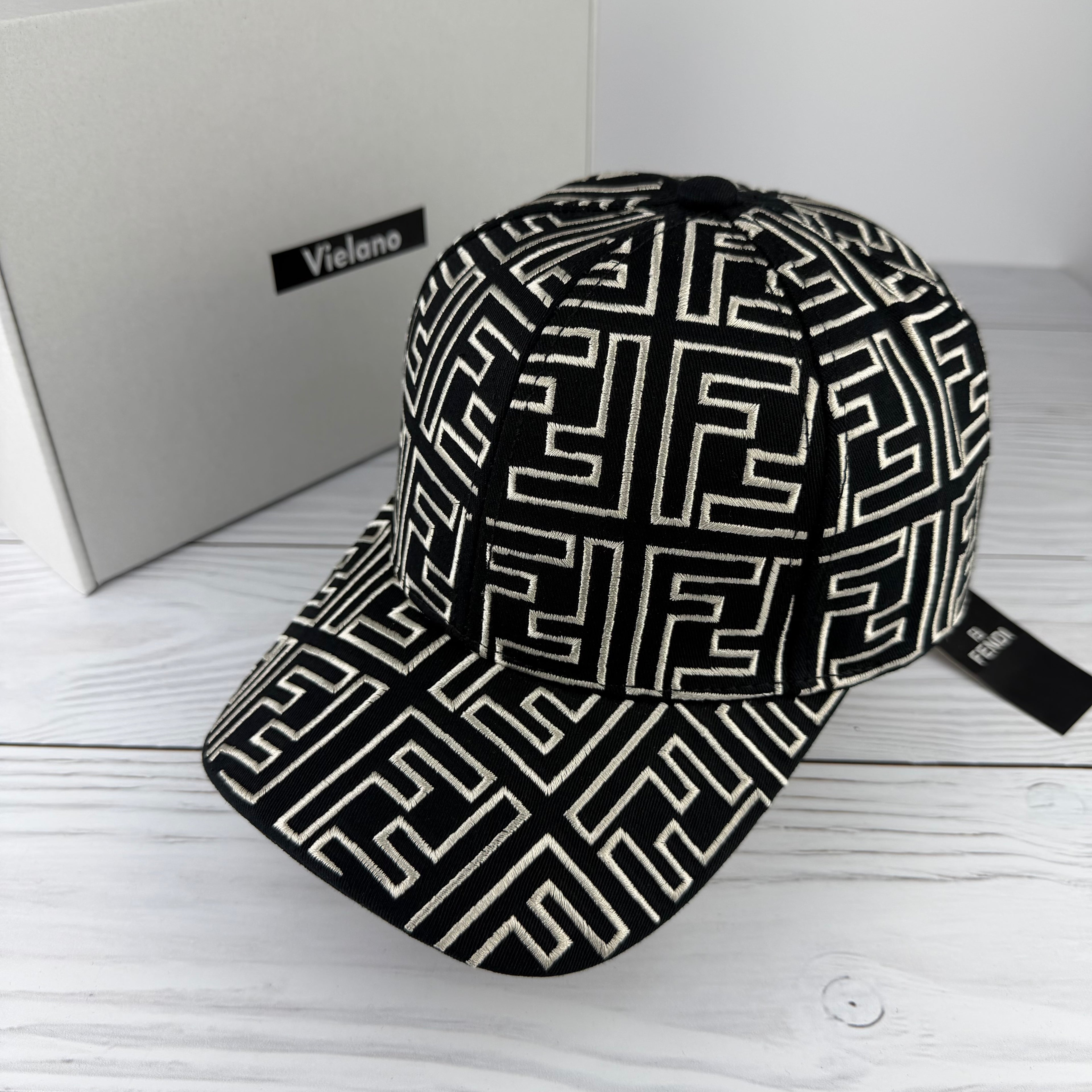 CASQUETTE FENDI SUPER QUALITÉ VN-449