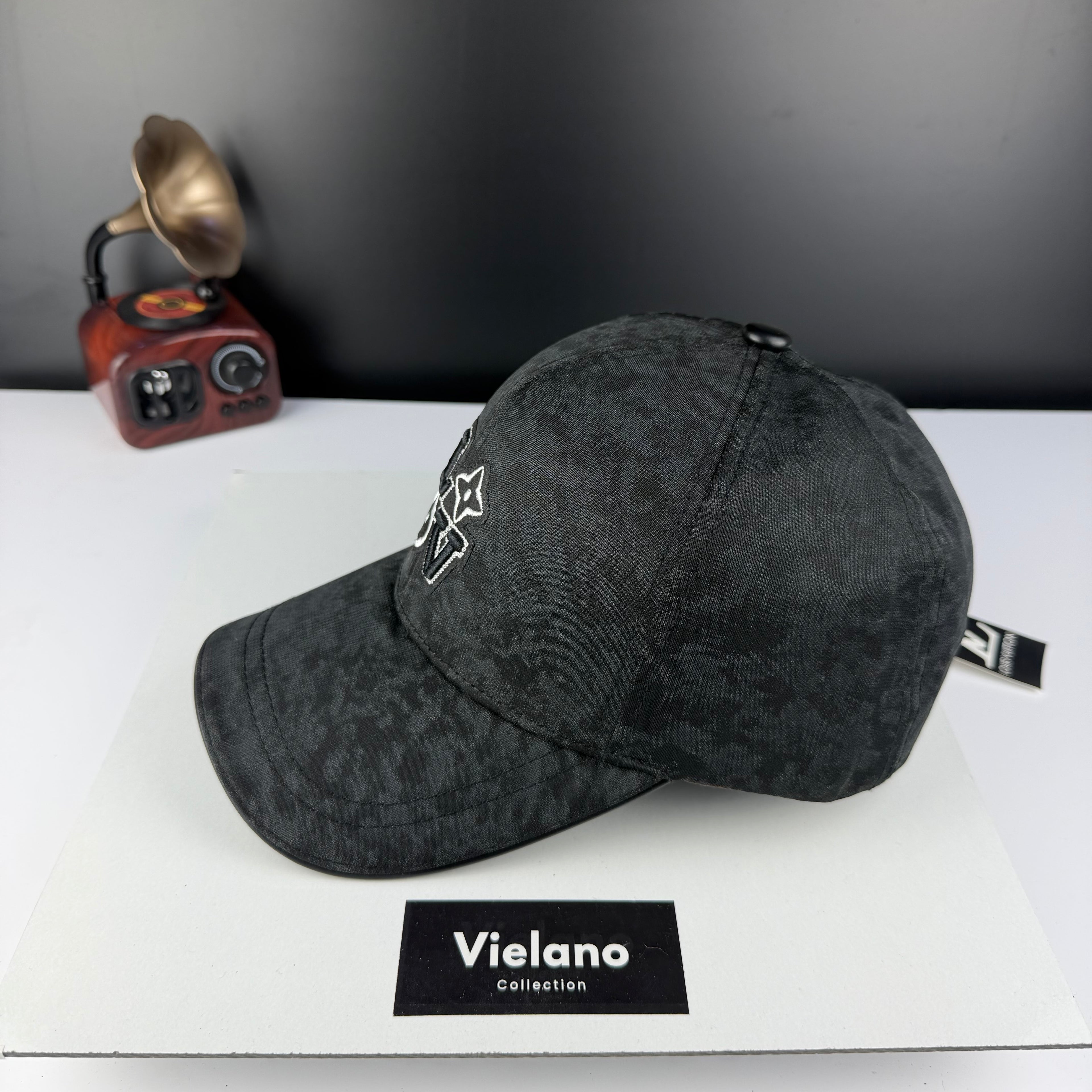 CASQUETTE LV SUPER QUALITÉ VN-453