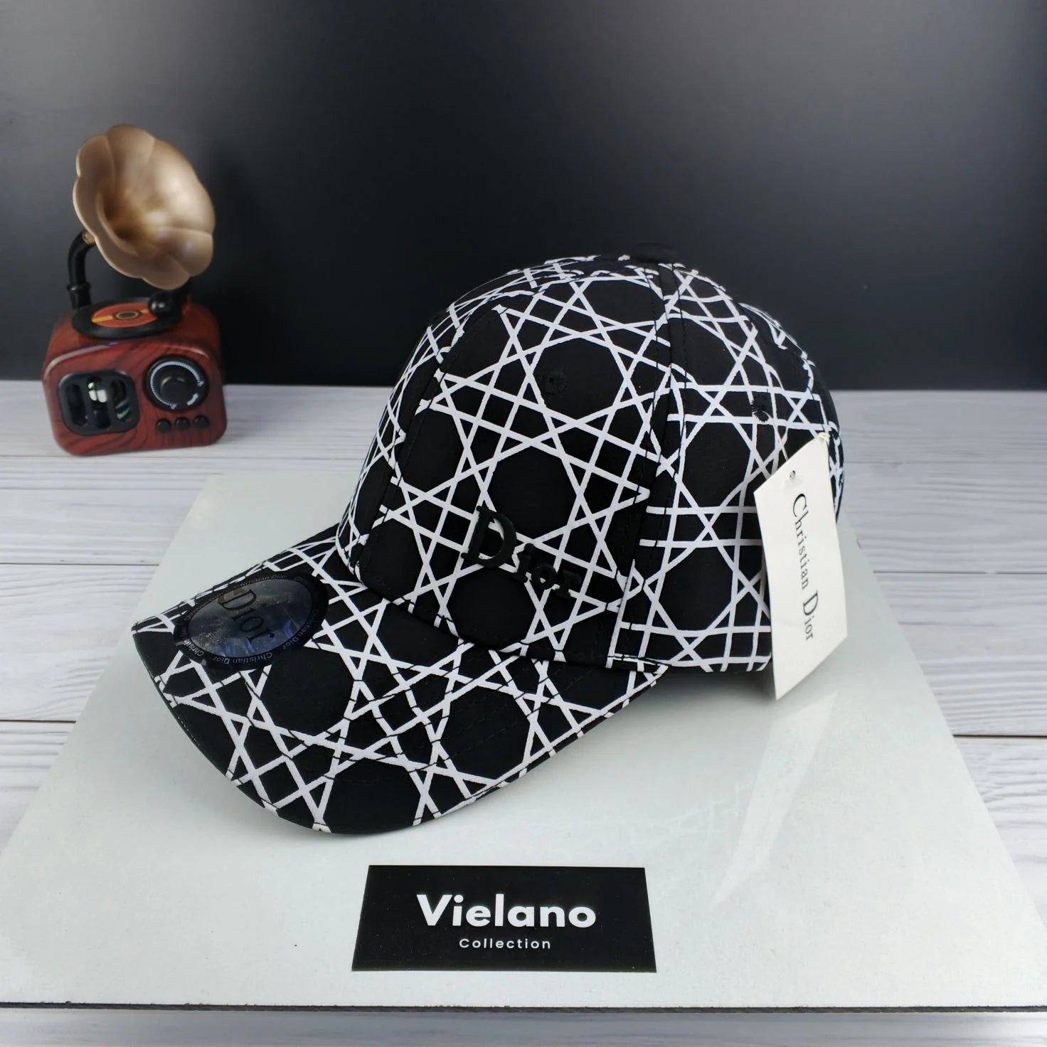 CASQUETTE DIOR SUPER QUALITÉ VN-555