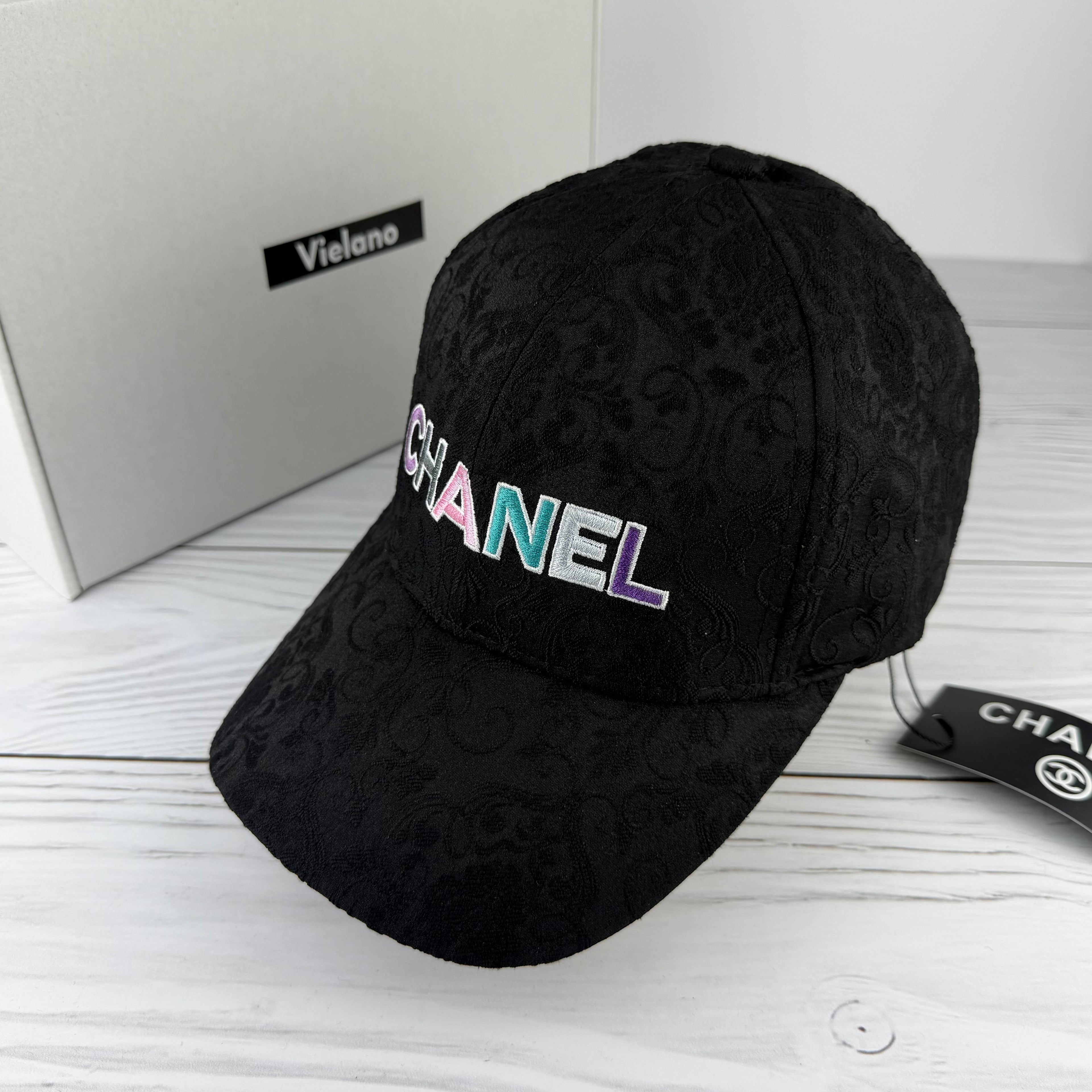 CASQUETTE CHANEL QUALITÉ PREMIUM VN-343