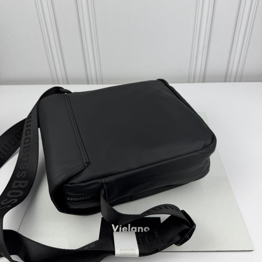 SACOCHE HUGO BOSS QUALITÉ PREMIUM VN-620