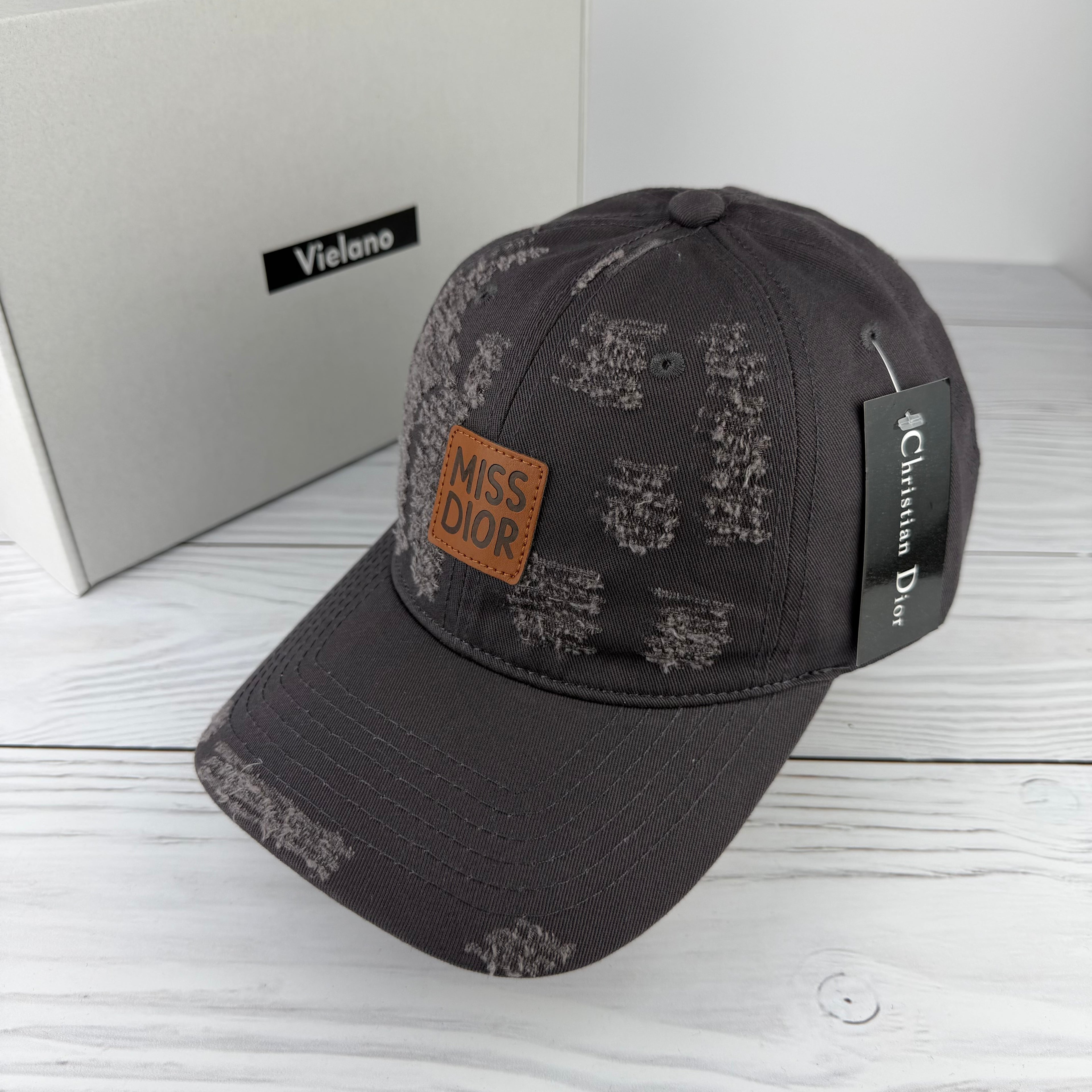 CASQUETTE DIOR SUPER QUALITÉ VN-494