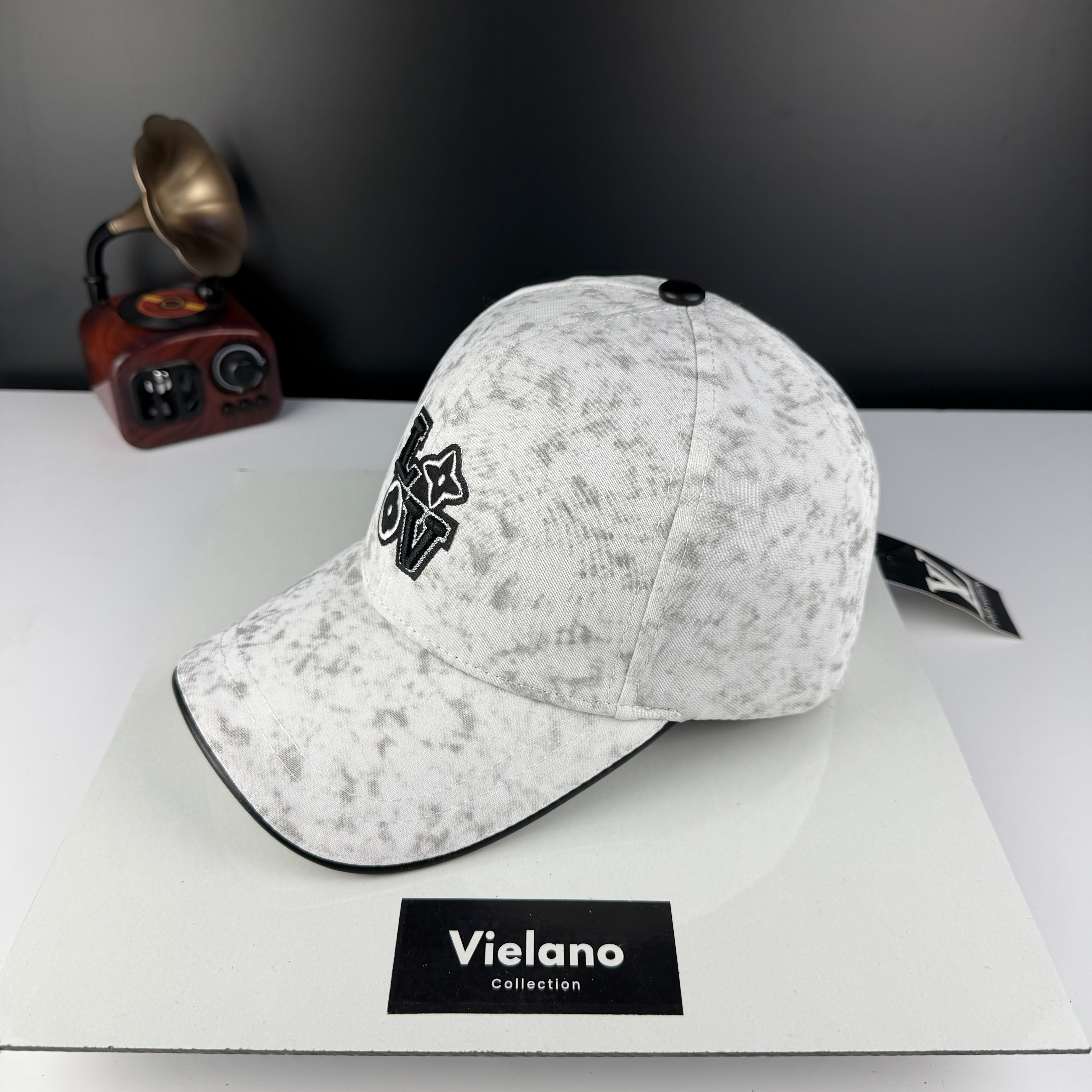 CASQUETTE LV SUPER QUALITÉ VN-457