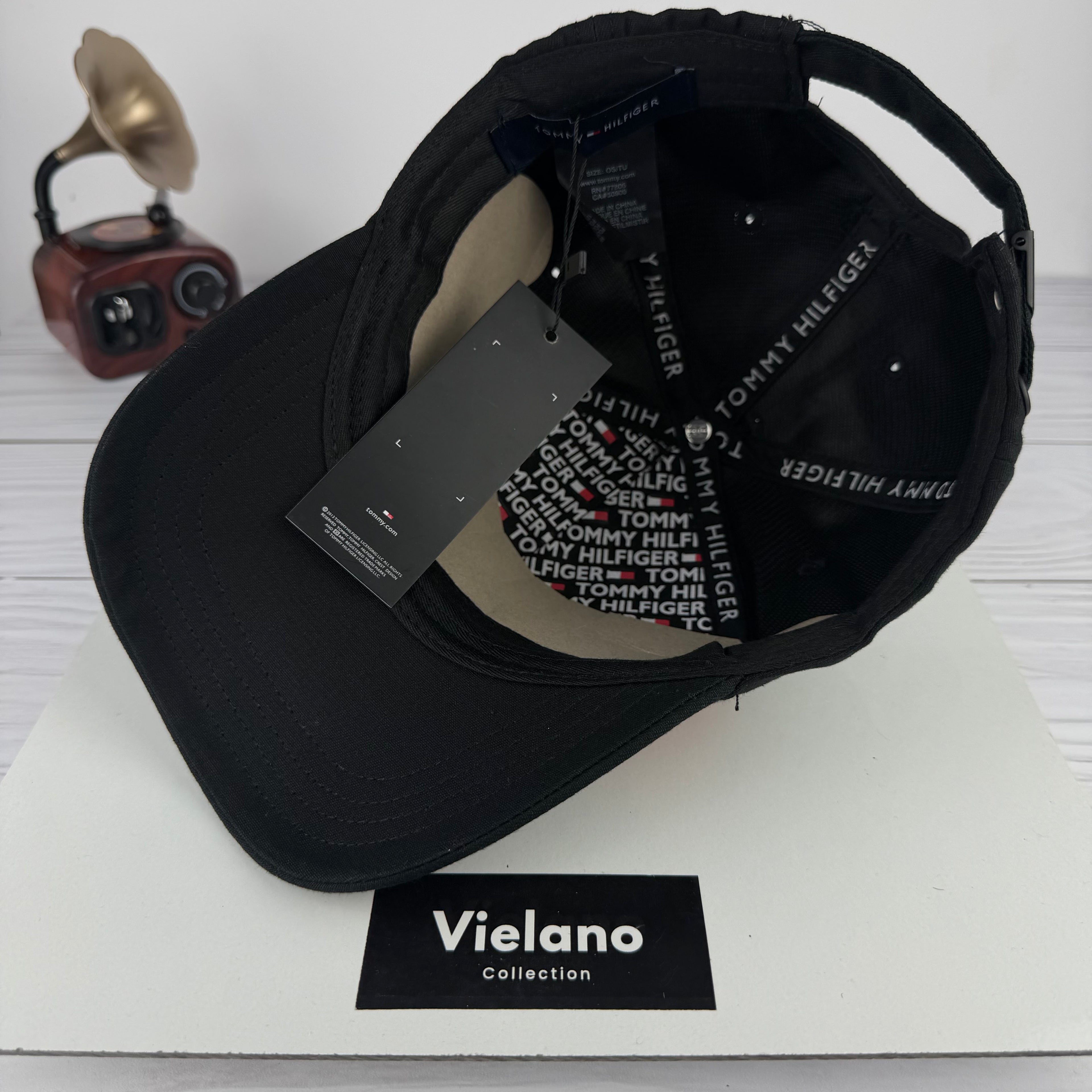 CASQUETTE TOMMY SUPER QUALITÉ VN-568