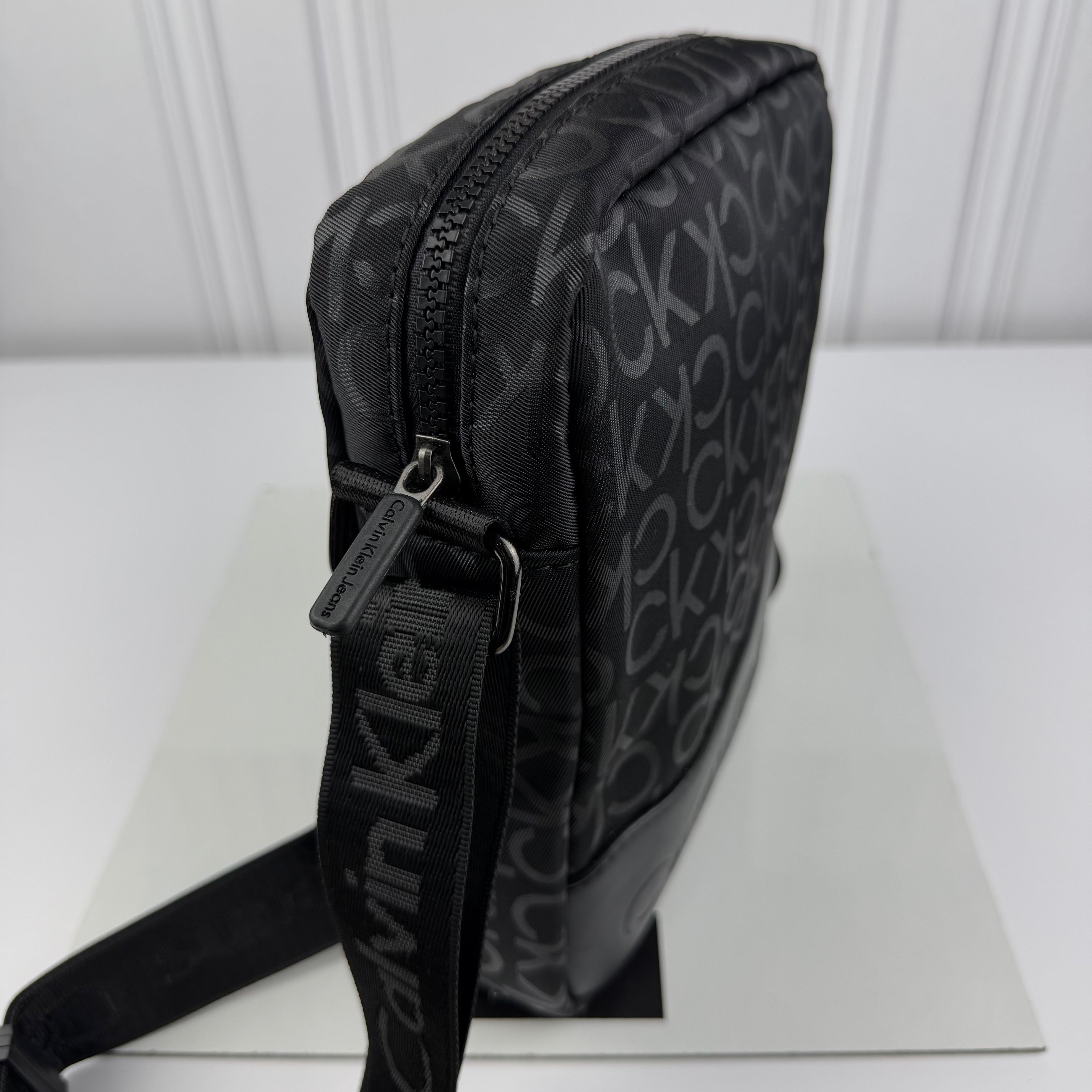 SACOCHE CALVIN KLEIN QUALITÉ PREMIUM VN-628