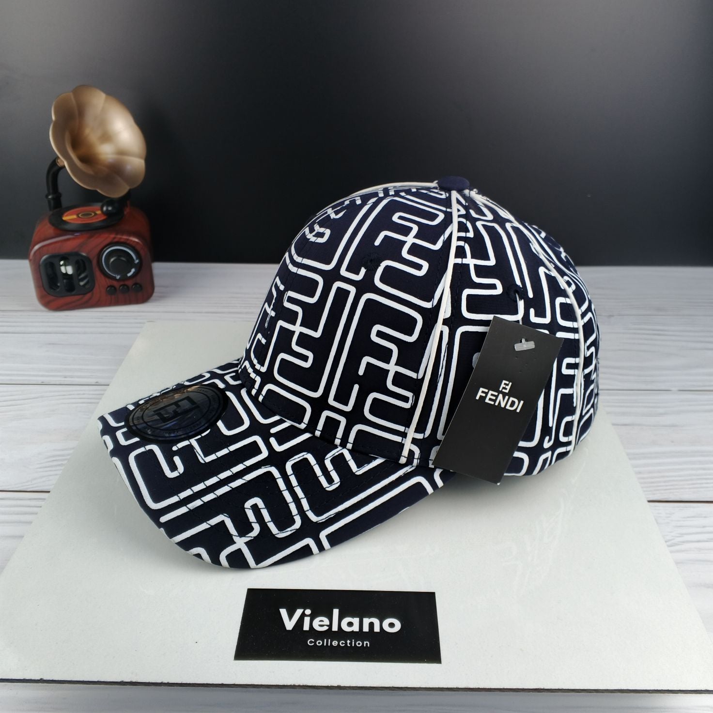 CASQUETTE FENDI SUPER QUALITÉ VN-213