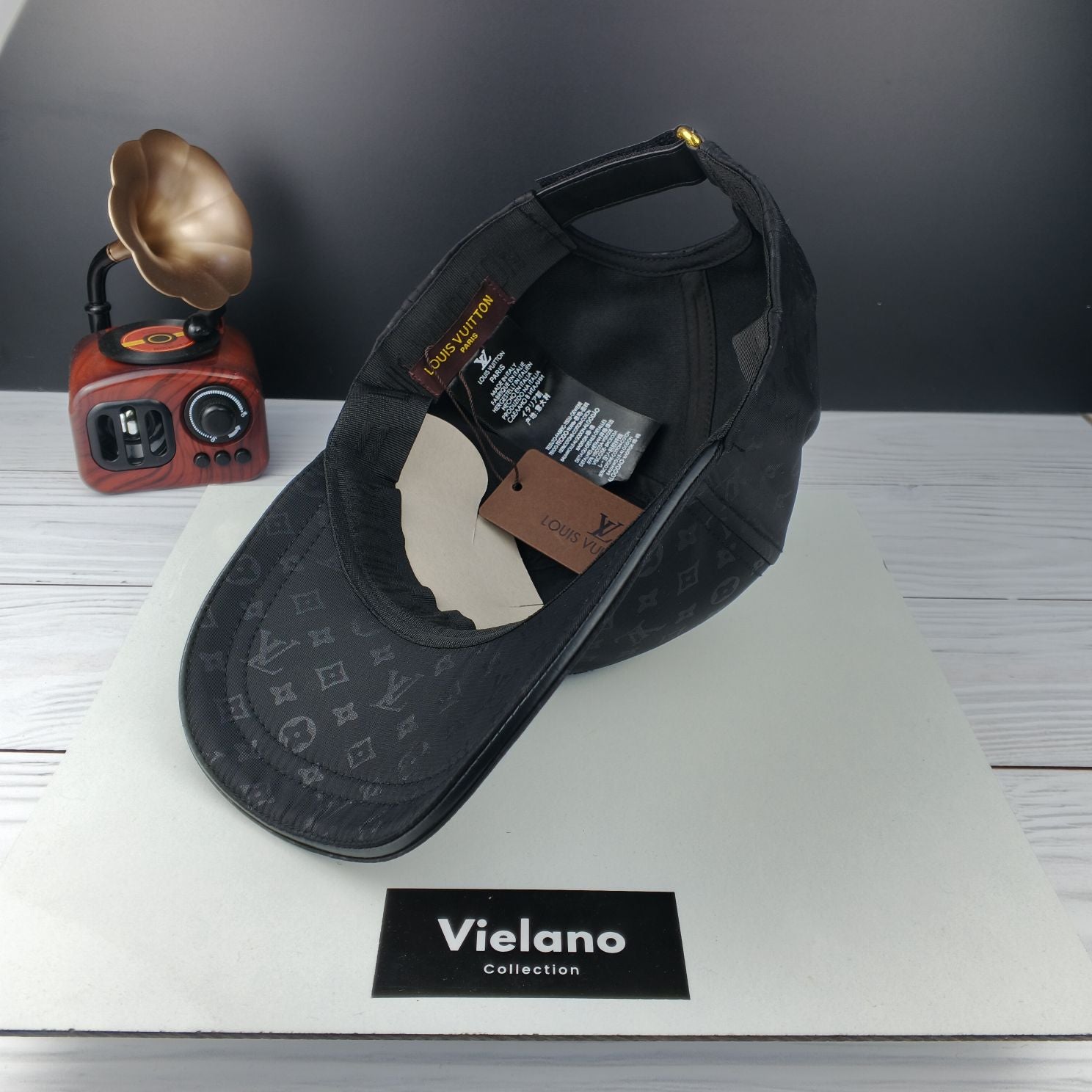 CASQUETTE LV SUPER QUALITÉ VN-165