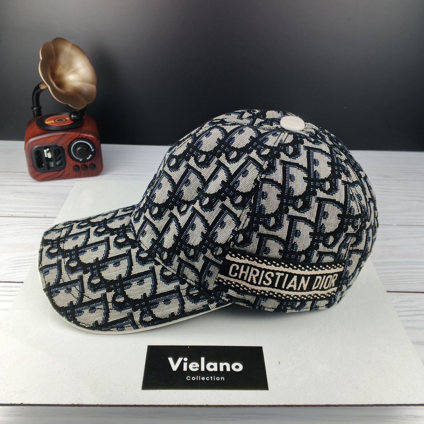 CASQUETTE DIOR QUALITÉ PREMIUM VN-151