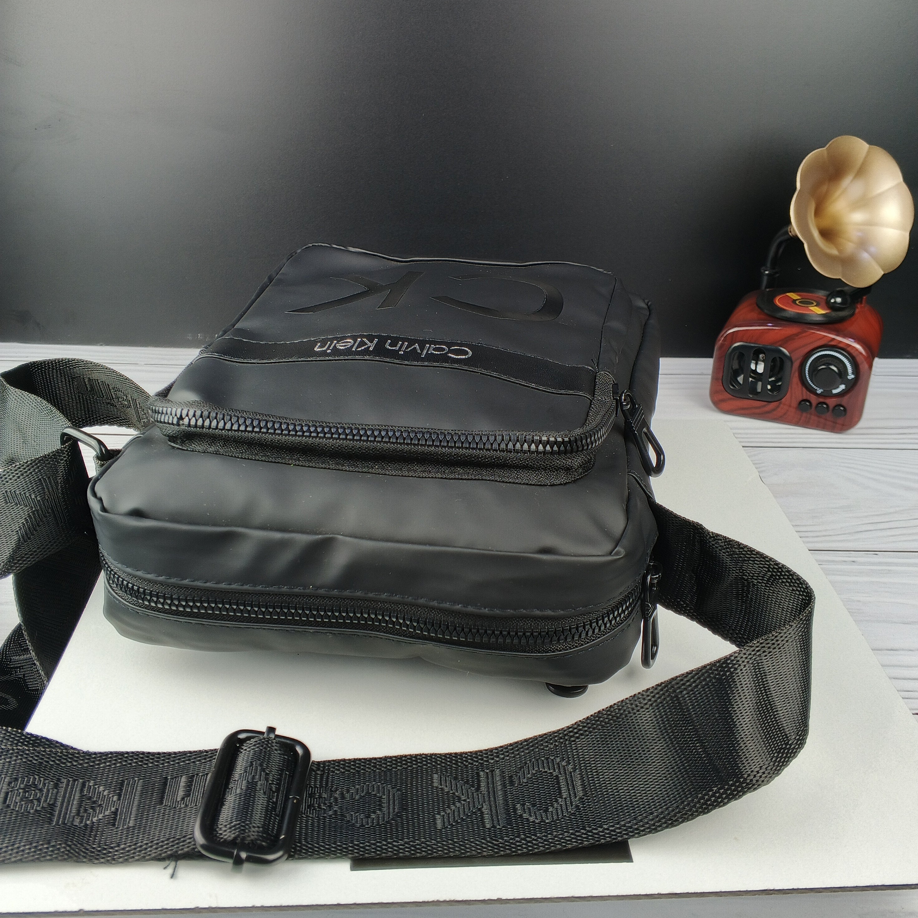 SACOCHE CALVIN KLEIN QUALITÉ PREMIUM VN-240