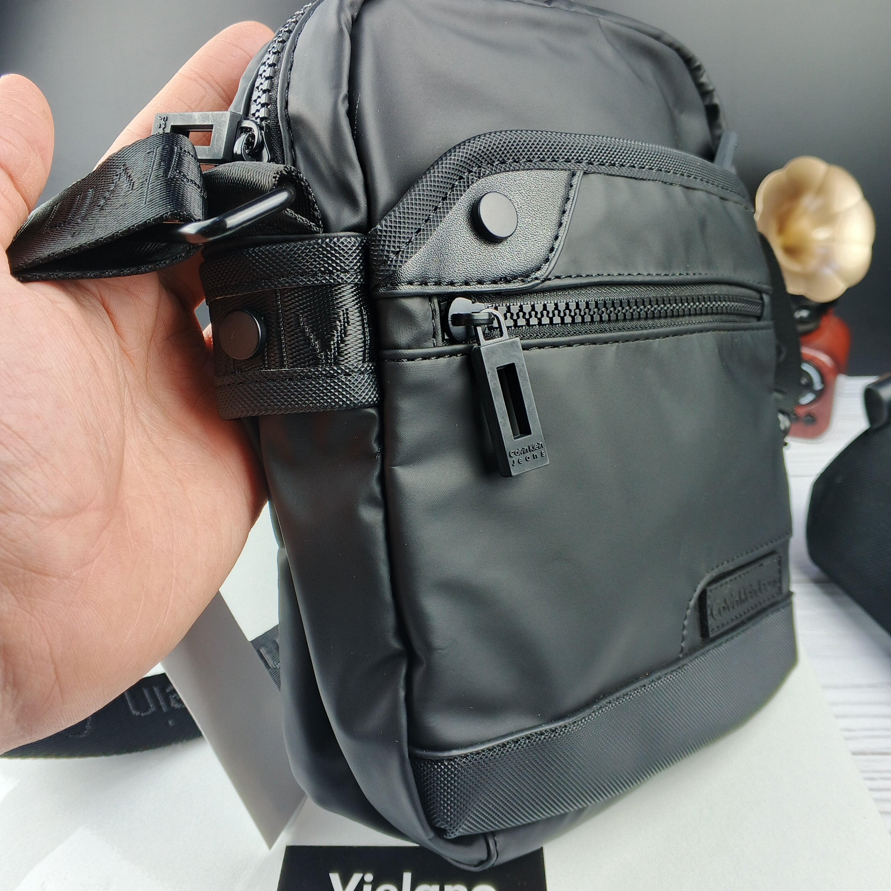 SACOCHE CALVIN KLEIN QUALITÉ PREMIUM VN-248