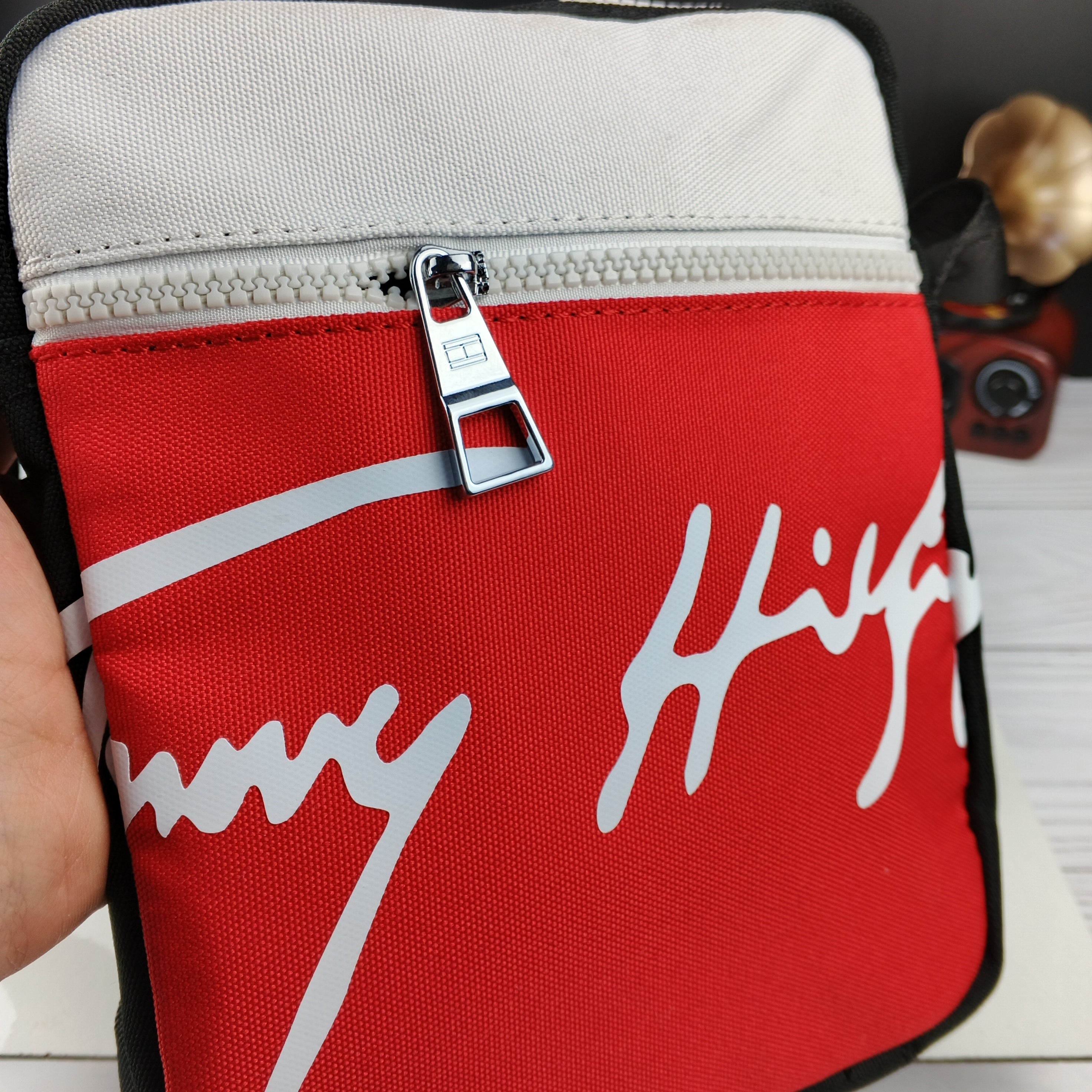 SACOCHE TOMMY QUALITÉ PREMIUM VN-267