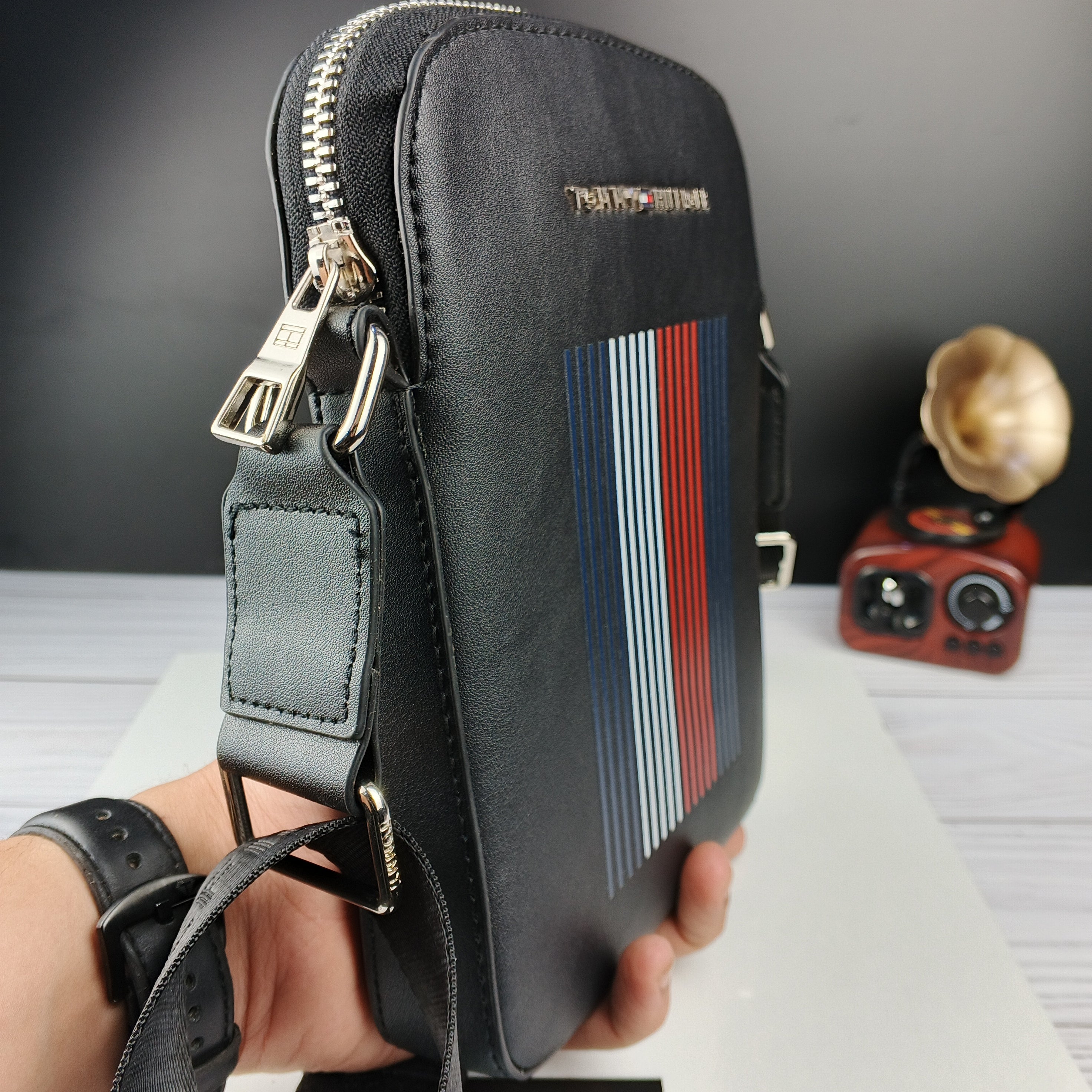 SACOCHE TOMMY QUALITÉ PREMIUM VN-244