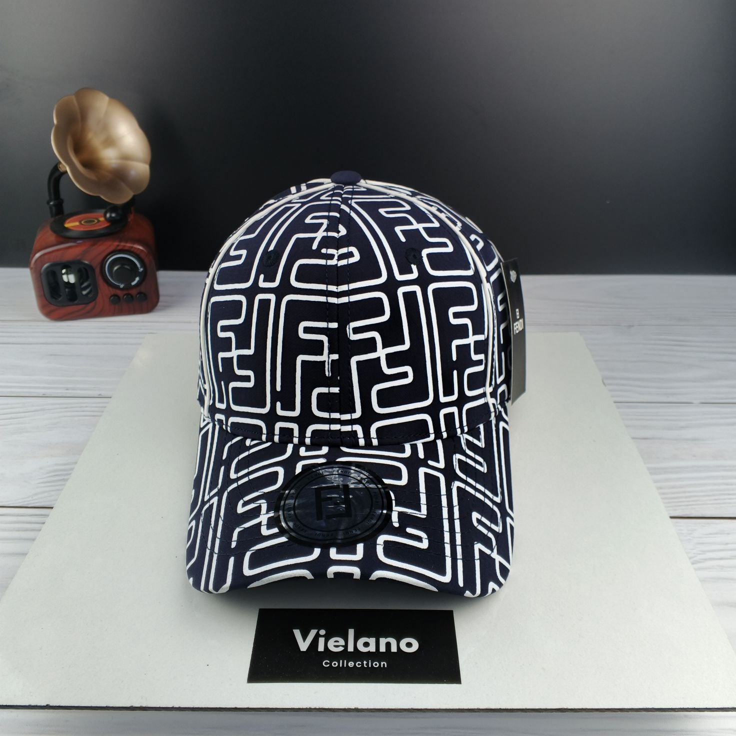 CASQUETTE FENDI SUPER QUALITÉ VN-213
