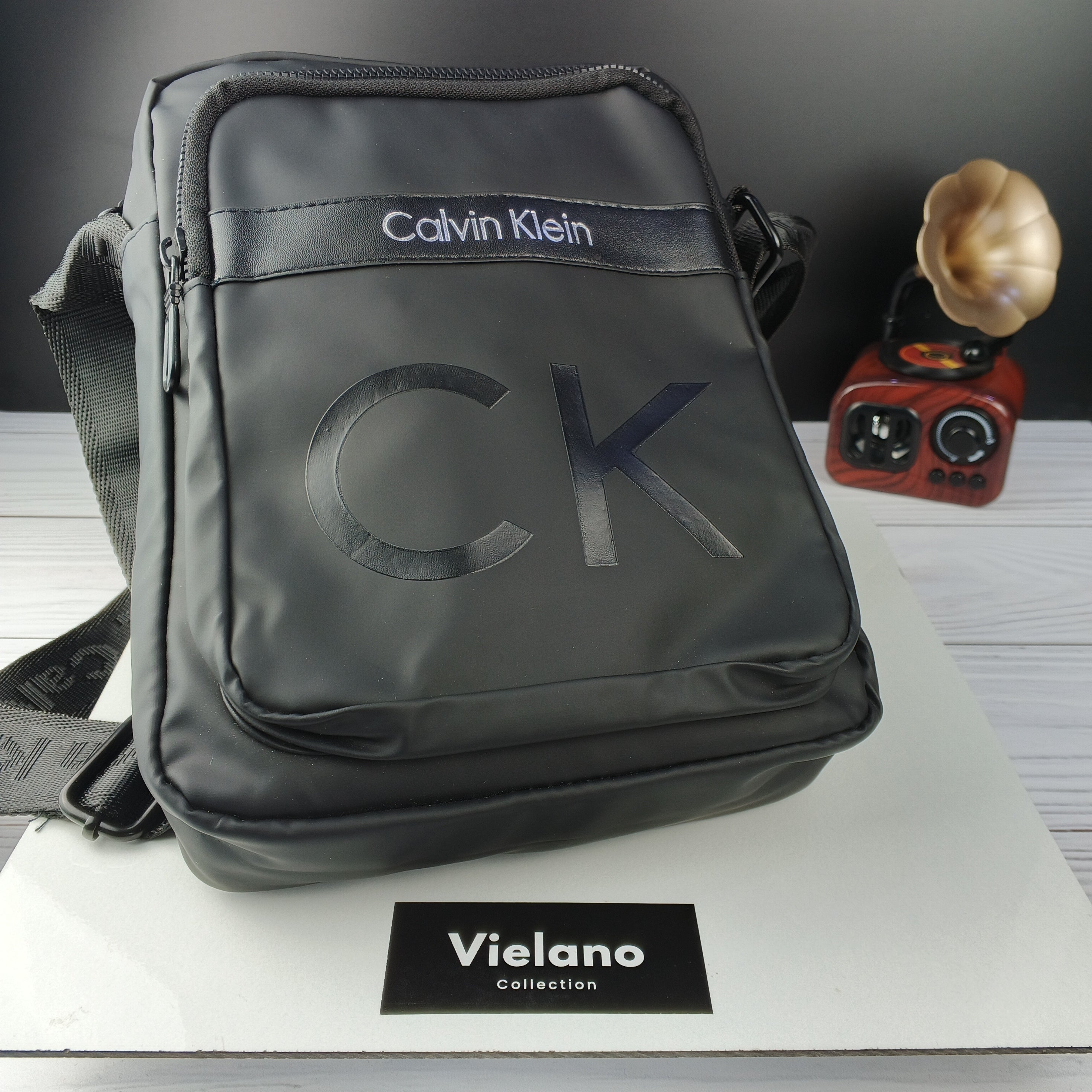 SACOCHE CALVIN KLEIN QUALITÉ PREMIUM VN-240