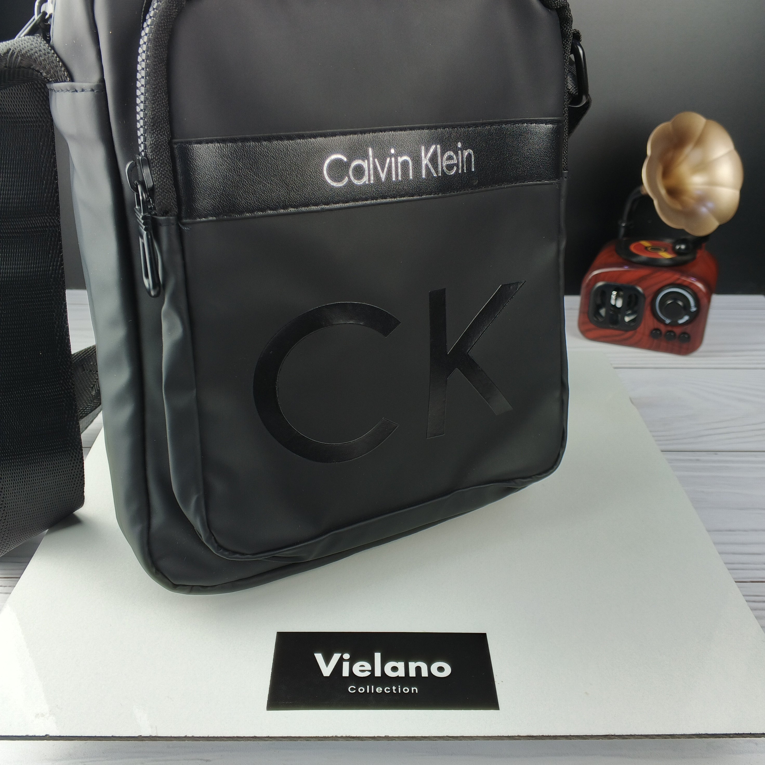 SACOCHE CALVIN KLEIN QUALITÉ PREMIUM VN-240