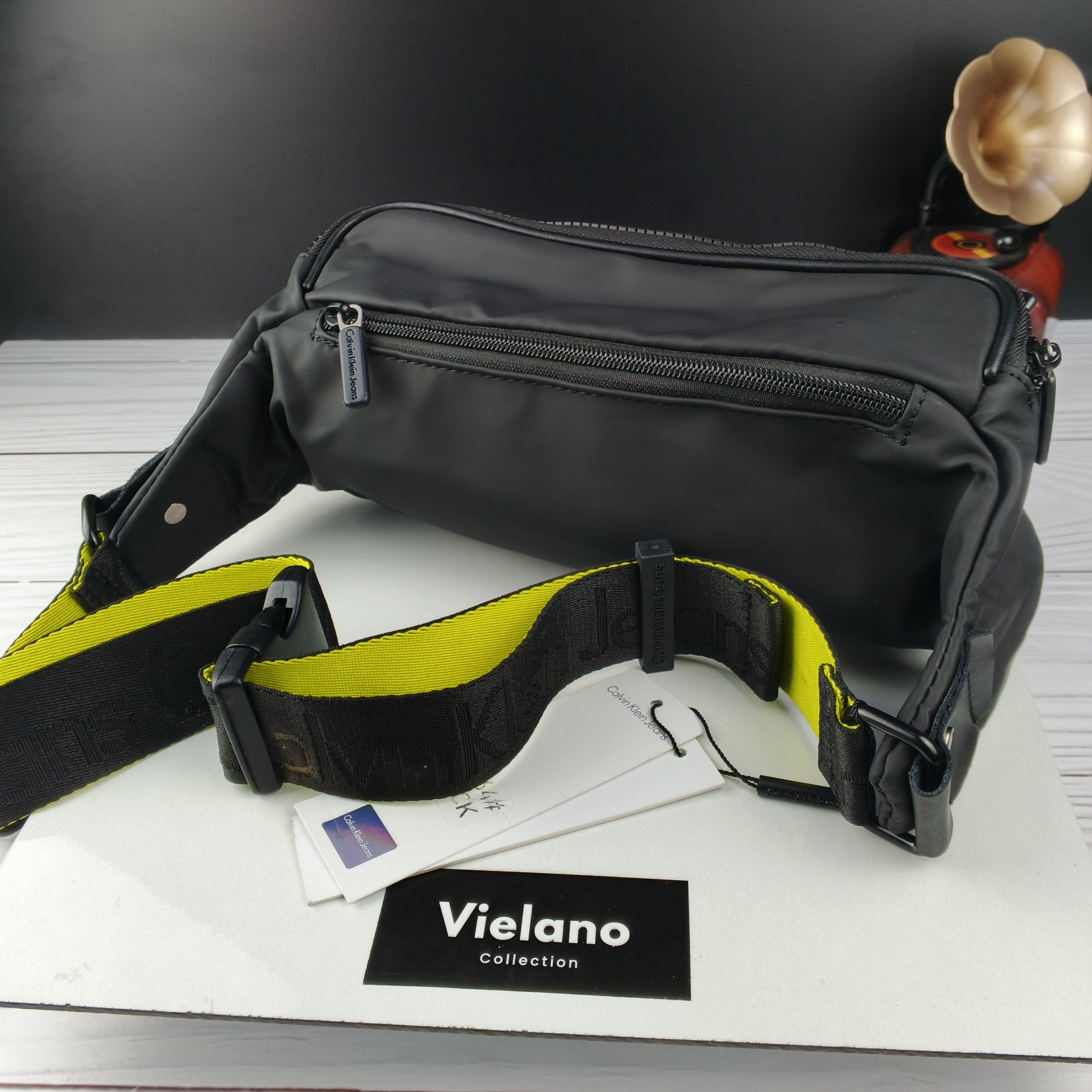 SACOCHE BANANA CALVIN KLEIN QUALITÉ PREMIUM VN-251