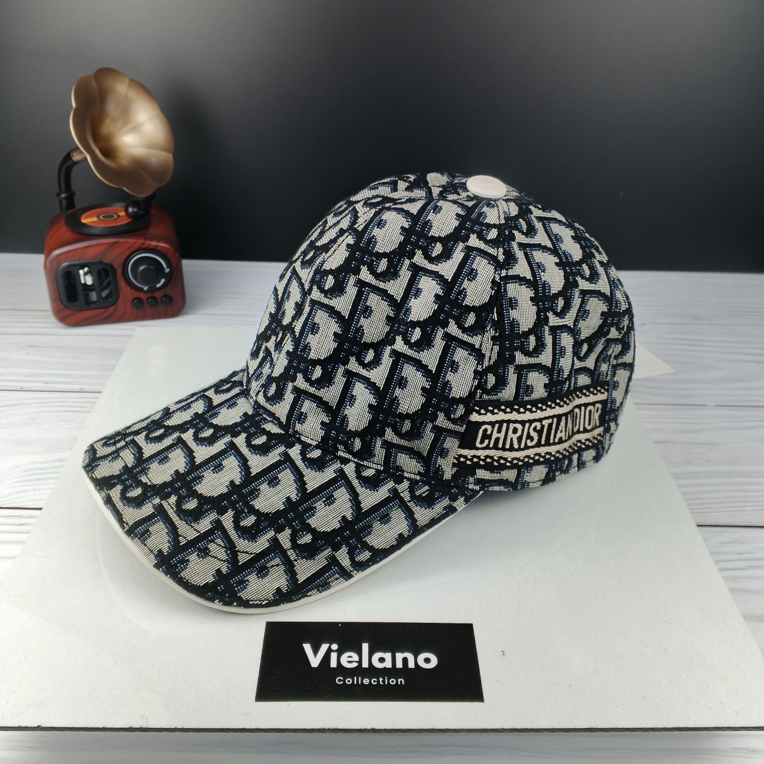 CASQUETTE DIOR QUALITÉ PREMIUM VN-151