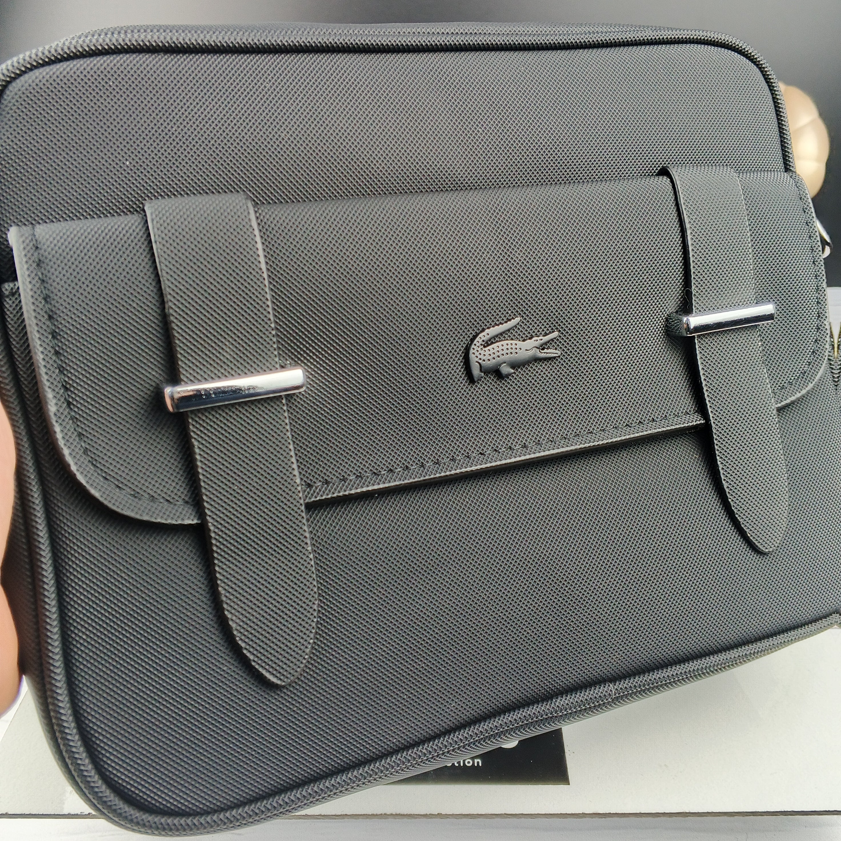 SACOCHE LACOSTE QUALITÉ PREMIUM VN-256