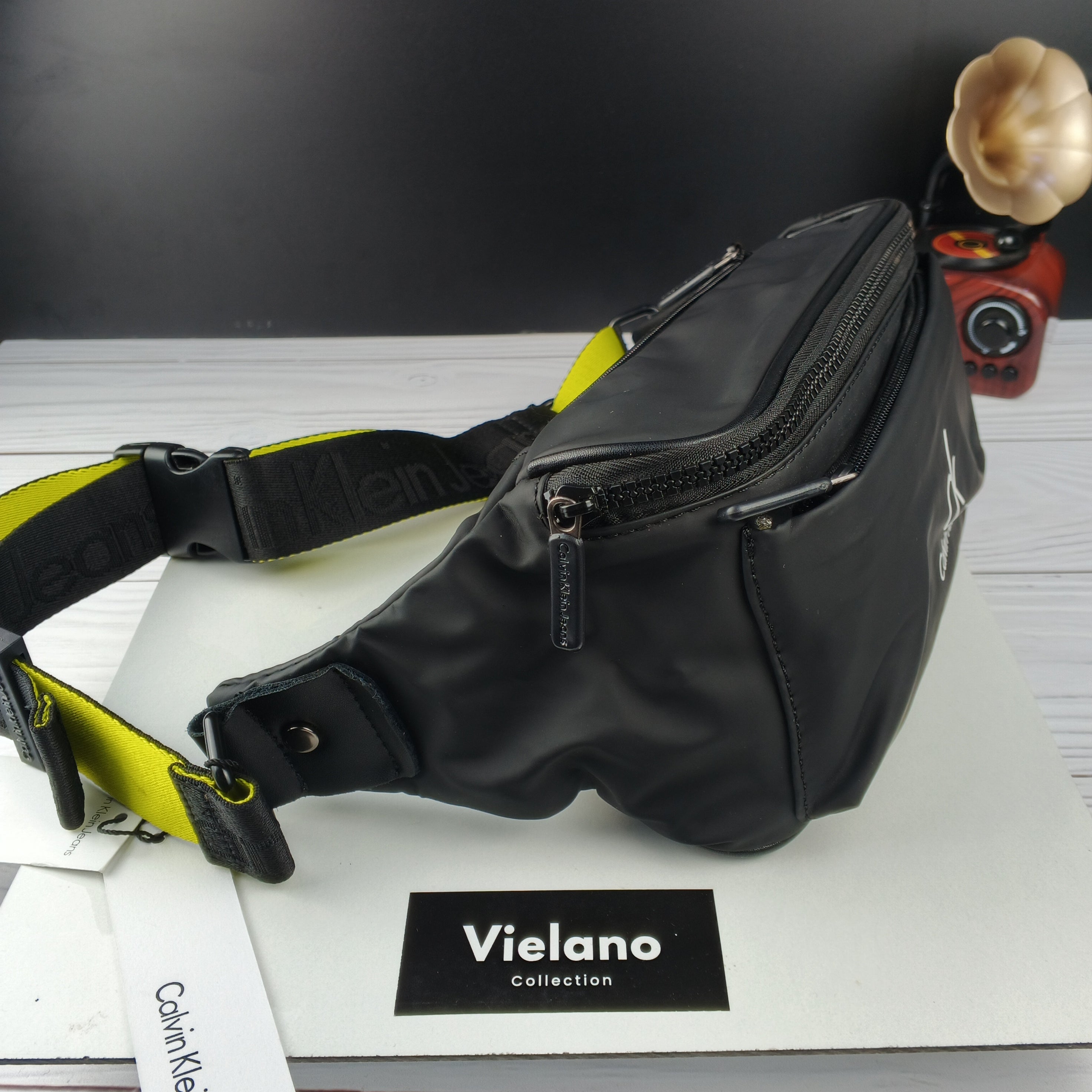 SACOCHE BANANA CALVIN KLEIN QUALITÉ PREMIUM VN-251